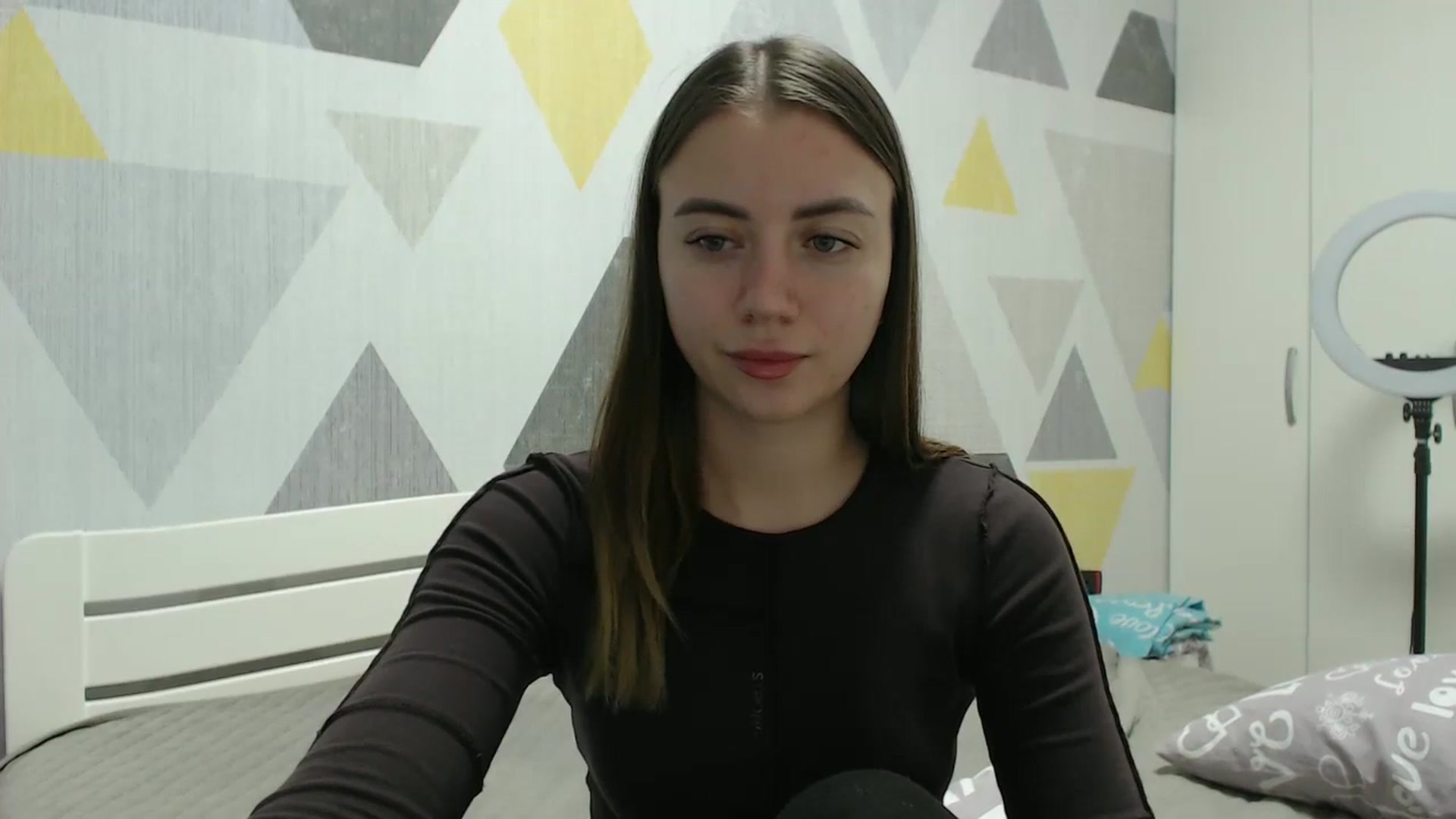 Gallery image thumbnail from Sulfate0's myfreecams stream on, 12/09/2025, 12:52 image 12 of 20