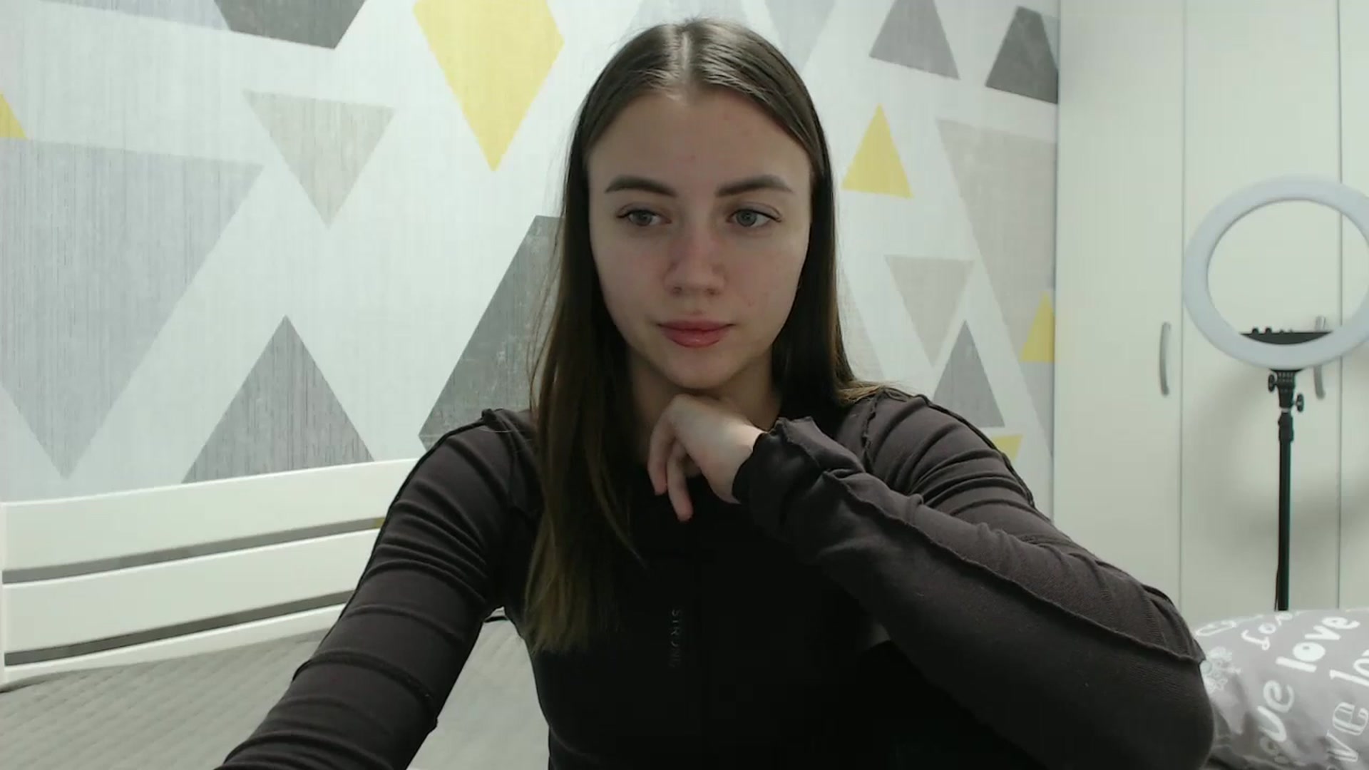 Gallery image thumbnail from Sulfate0's myfreecams stream on, 12/09/2025, 12:52 image 18 of 20