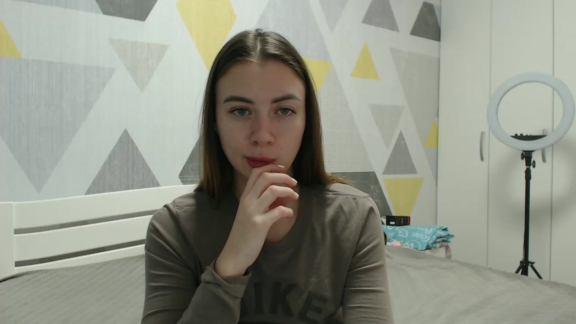 Gallery image thumbnail from Sulfate0's myfreecams stream on, 12/11/2025, 12:20 image 3 of 20