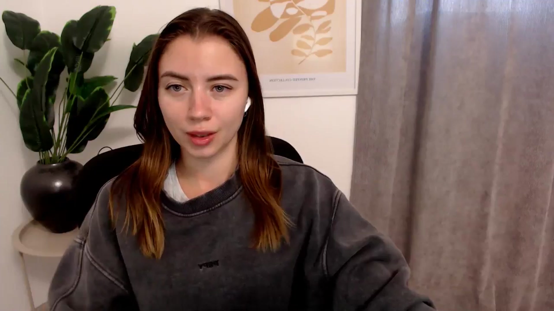 Gallery image thumbnail from Sulfate0's myfreecams stream on, 12/13/2025, 09:23 image 9 of 20