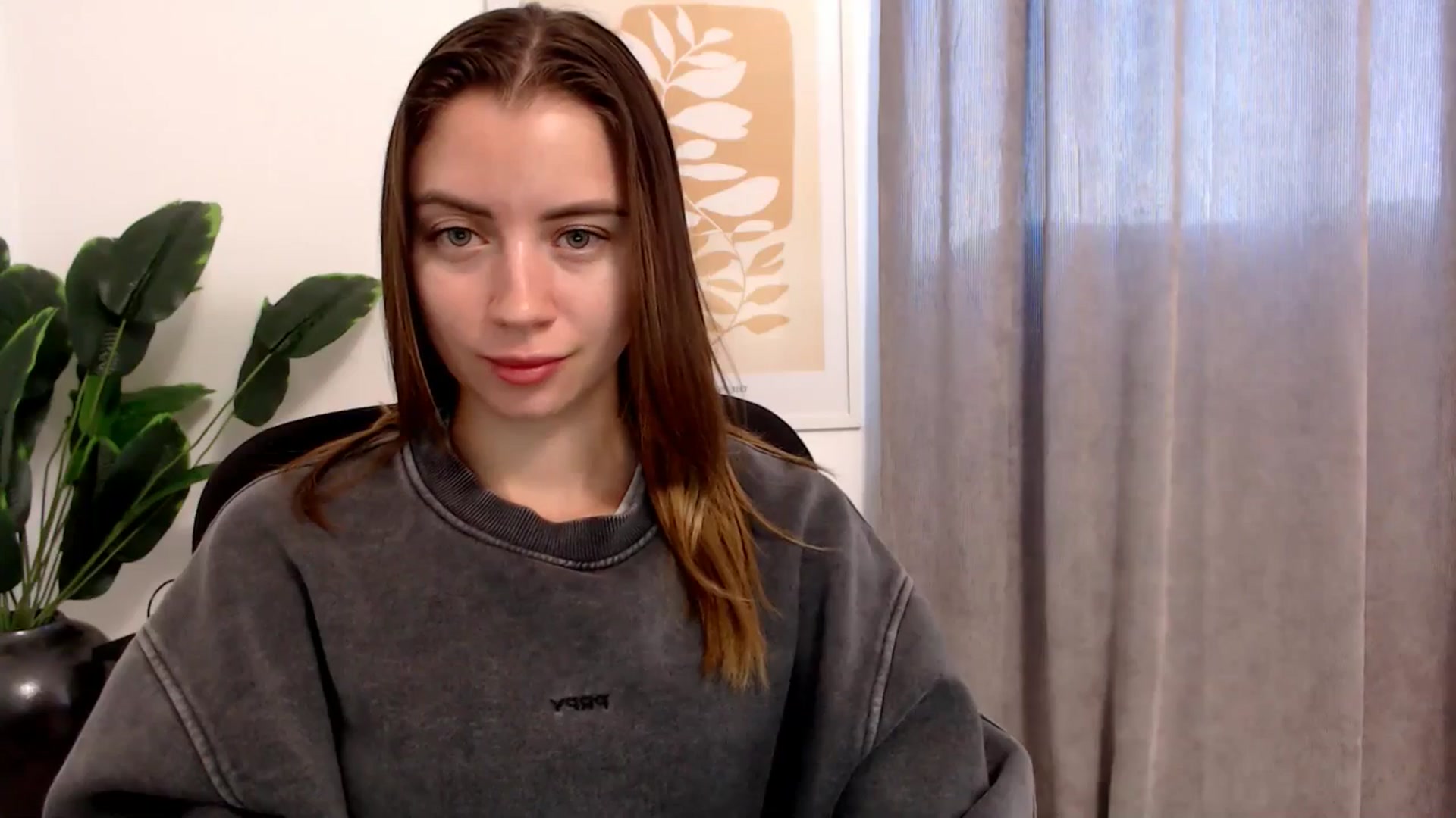 Gallery image thumbnail from Sulfate0's myfreecams stream on, 12/13/2025, 11:59 image 7 of 20