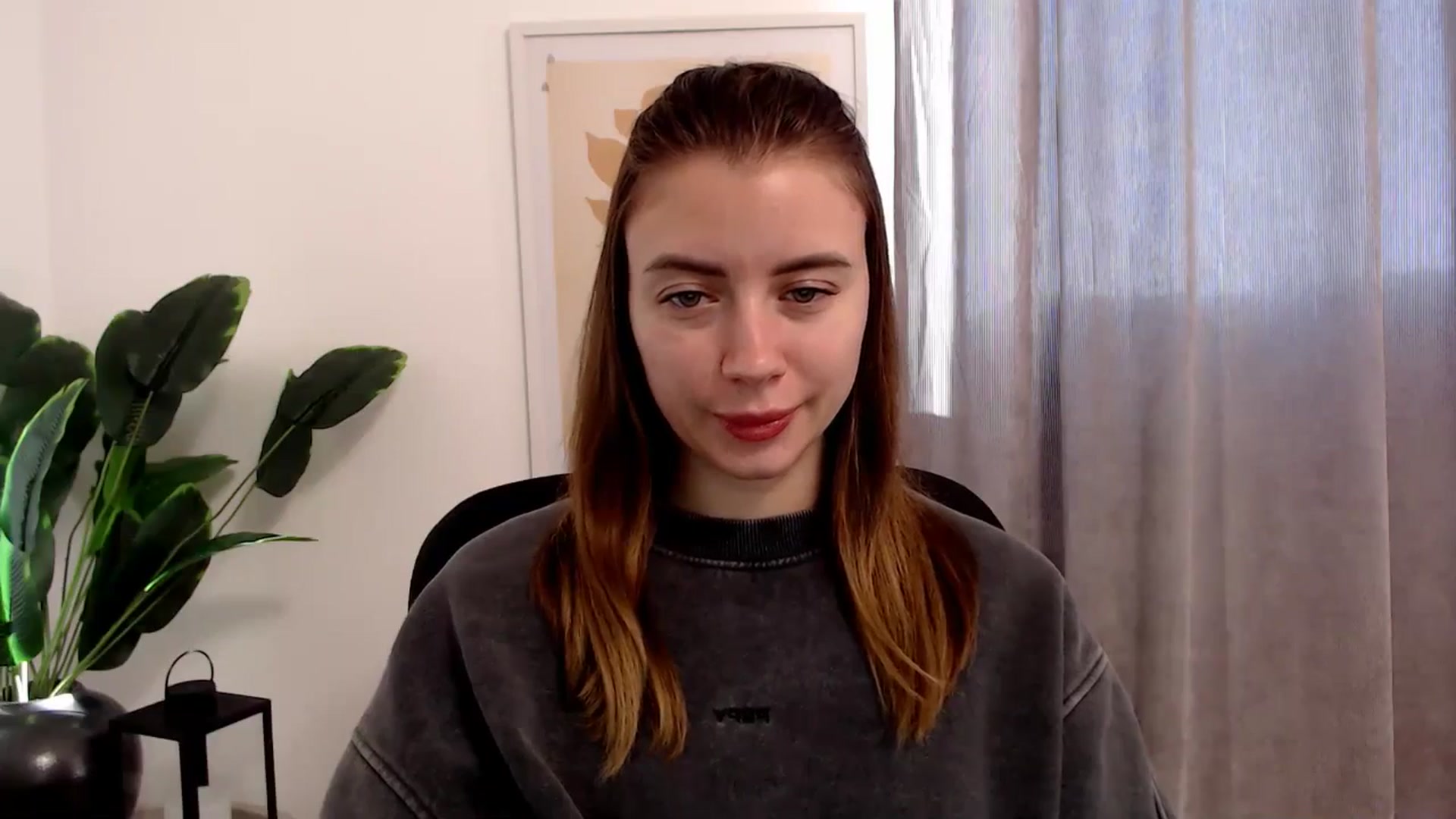 Gallery image thumbnail from Sulfate0's myfreecams stream on, 12/13/2025, 11:59 image 18 of 20