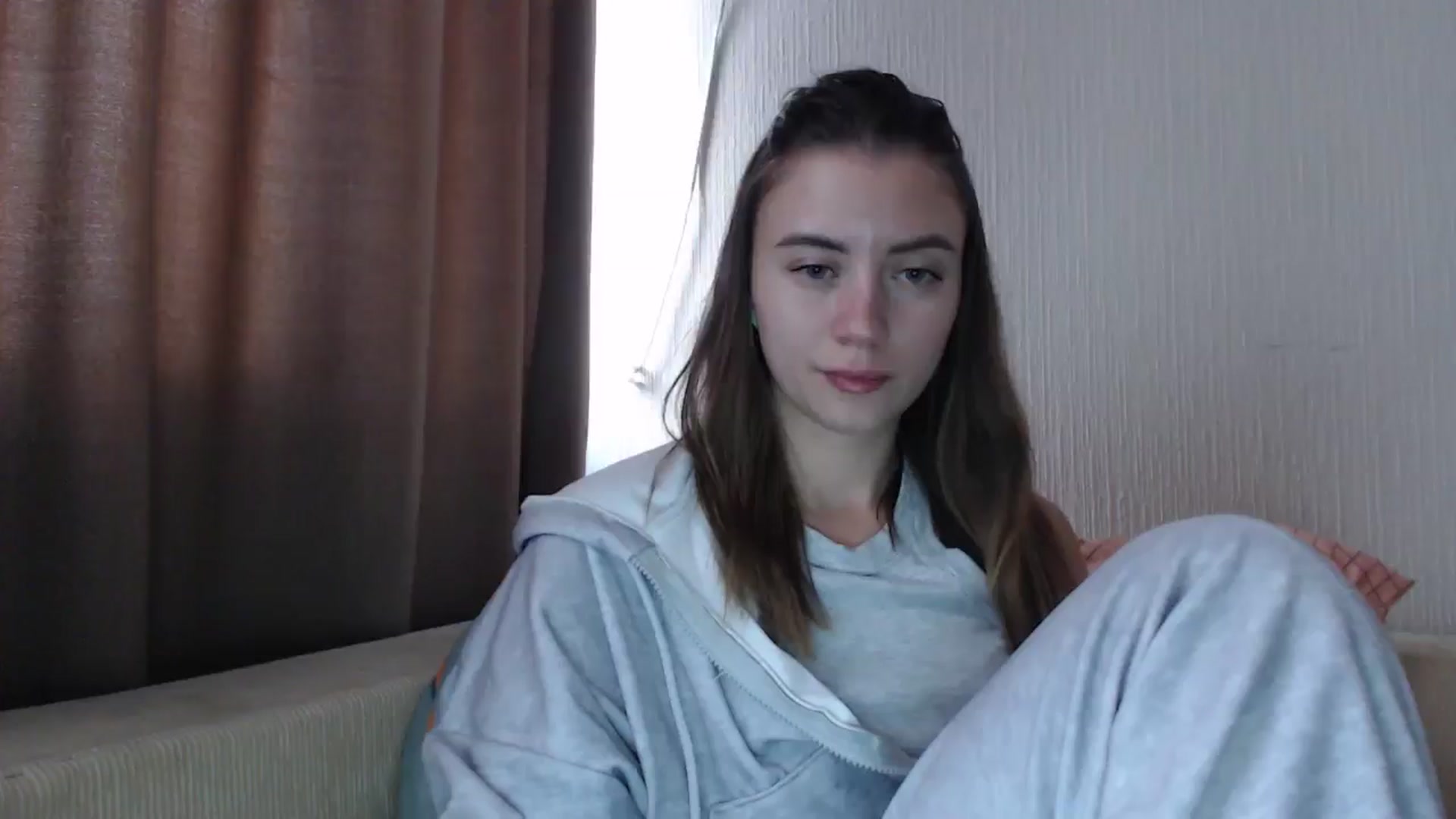 Gallery image thumbnail from Sulfate0's myfreecams stream on, 12/15/2025, 11:54 image 16 of 20