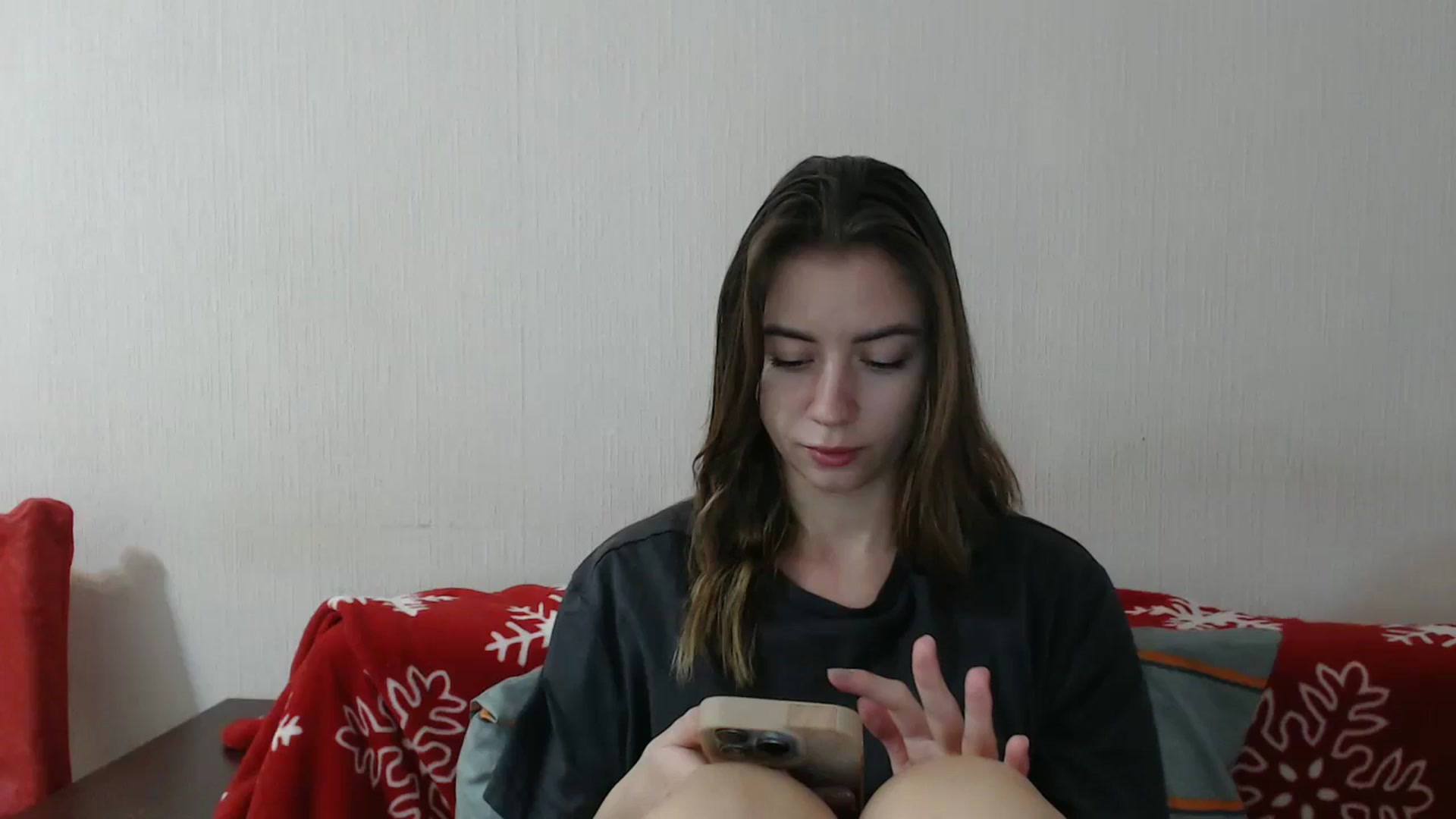 Gallery image thumbnail from Sulfate0's myfreecams stream on, 12/17/2025, 09:28 image 1 of 20