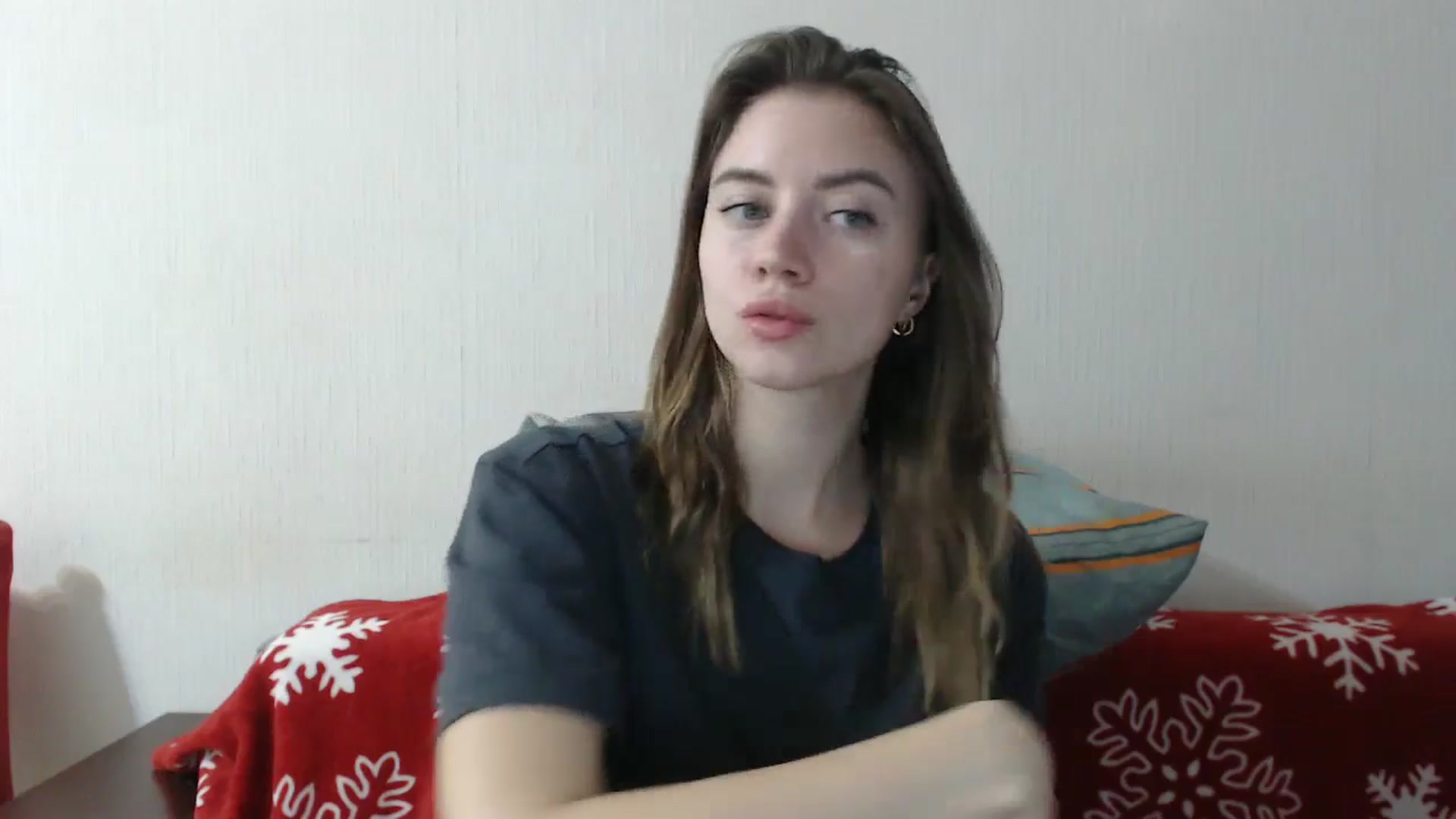 Gallery image thumbnail from Sulfate0's myfreecams stream on, 12/17/2025, 11:06 image 6 of 20