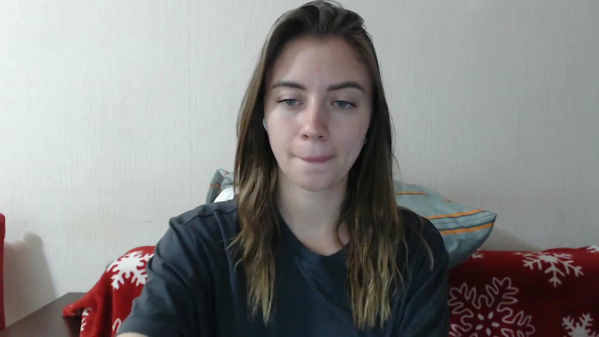 Gallery image thumbnail from Sulfate0's myfreecams stream on, 12/17/2025, 11:06 image 17 of 20