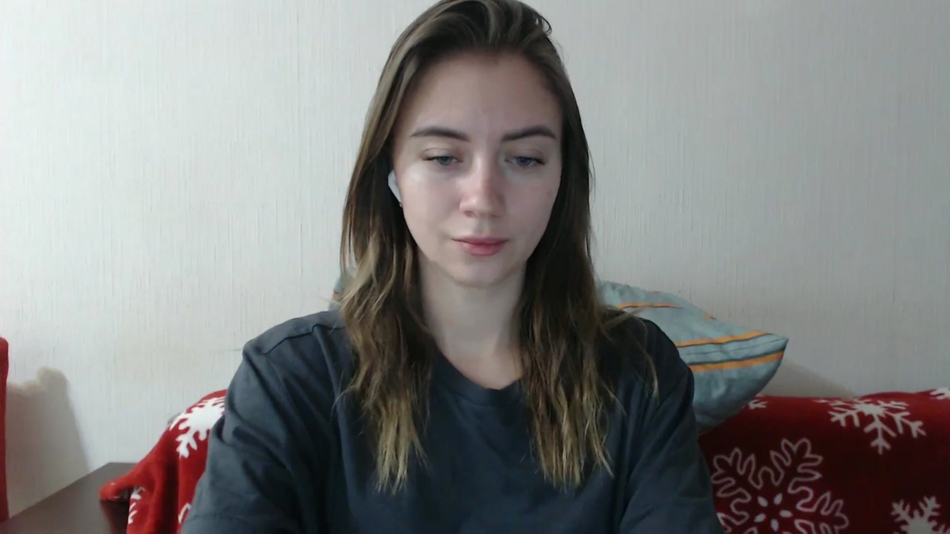 Gallery image thumbnail from Sulfate0's myfreecams stream on, 12/17/2025, 11:06 image 13 of 20