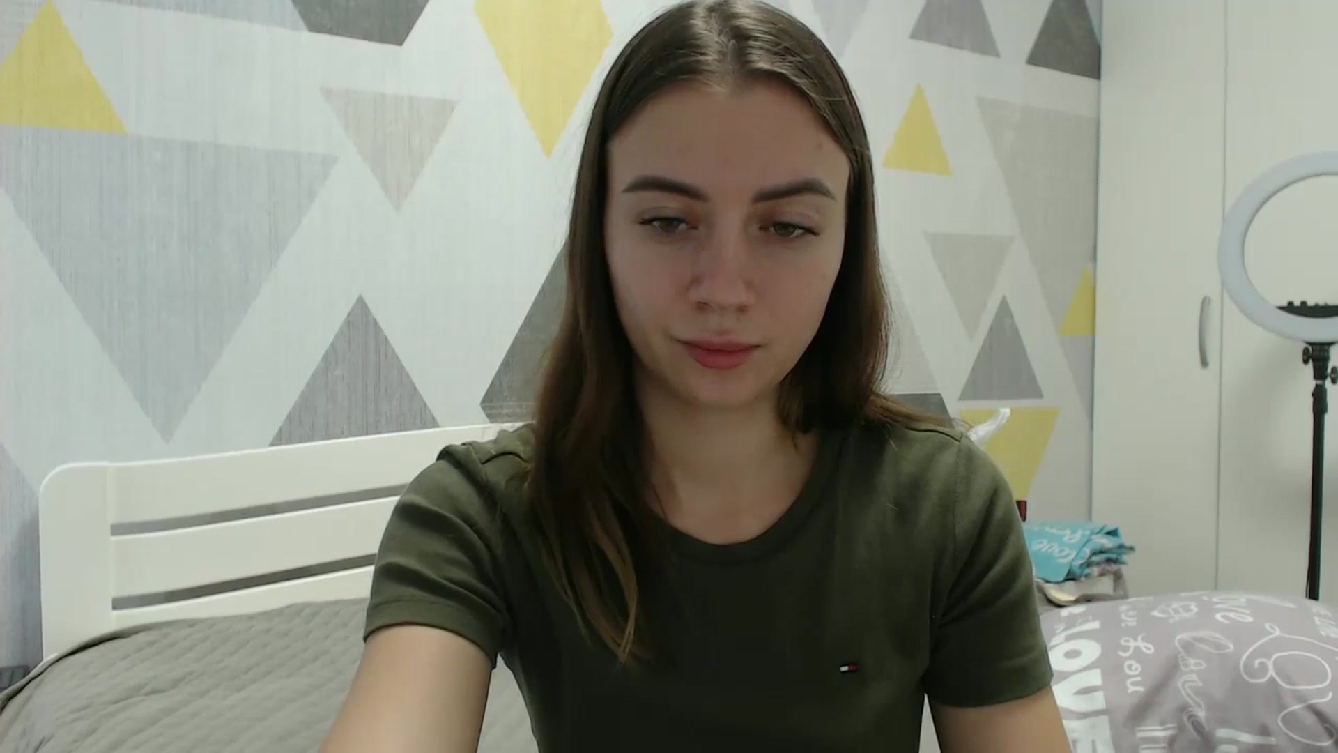 Gallery image thumbnail from Sulfate0's myfreecams stream on, 12/18/2025, 09:42 image 12 of 20