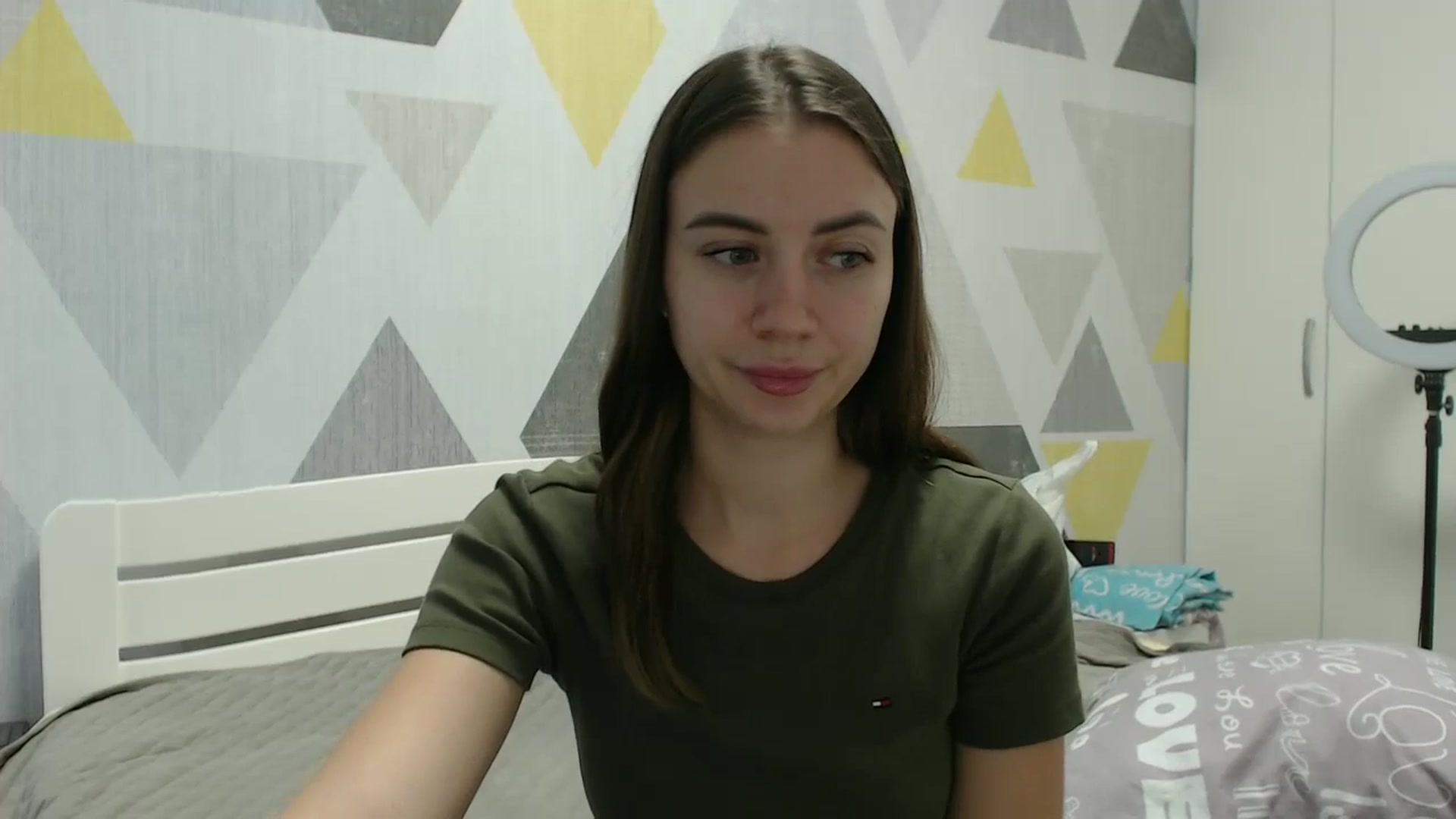 Gallery image thumbnail from Sulfate0's myfreecams stream on, 12/18/2025, 10:05 image 14 of 20