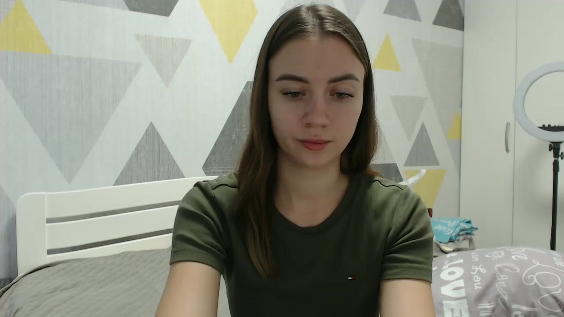 Gallery image thumbnail from Sulfate0's myfreecams stream on, 12/18/2025, 10:05 image 3 of 20