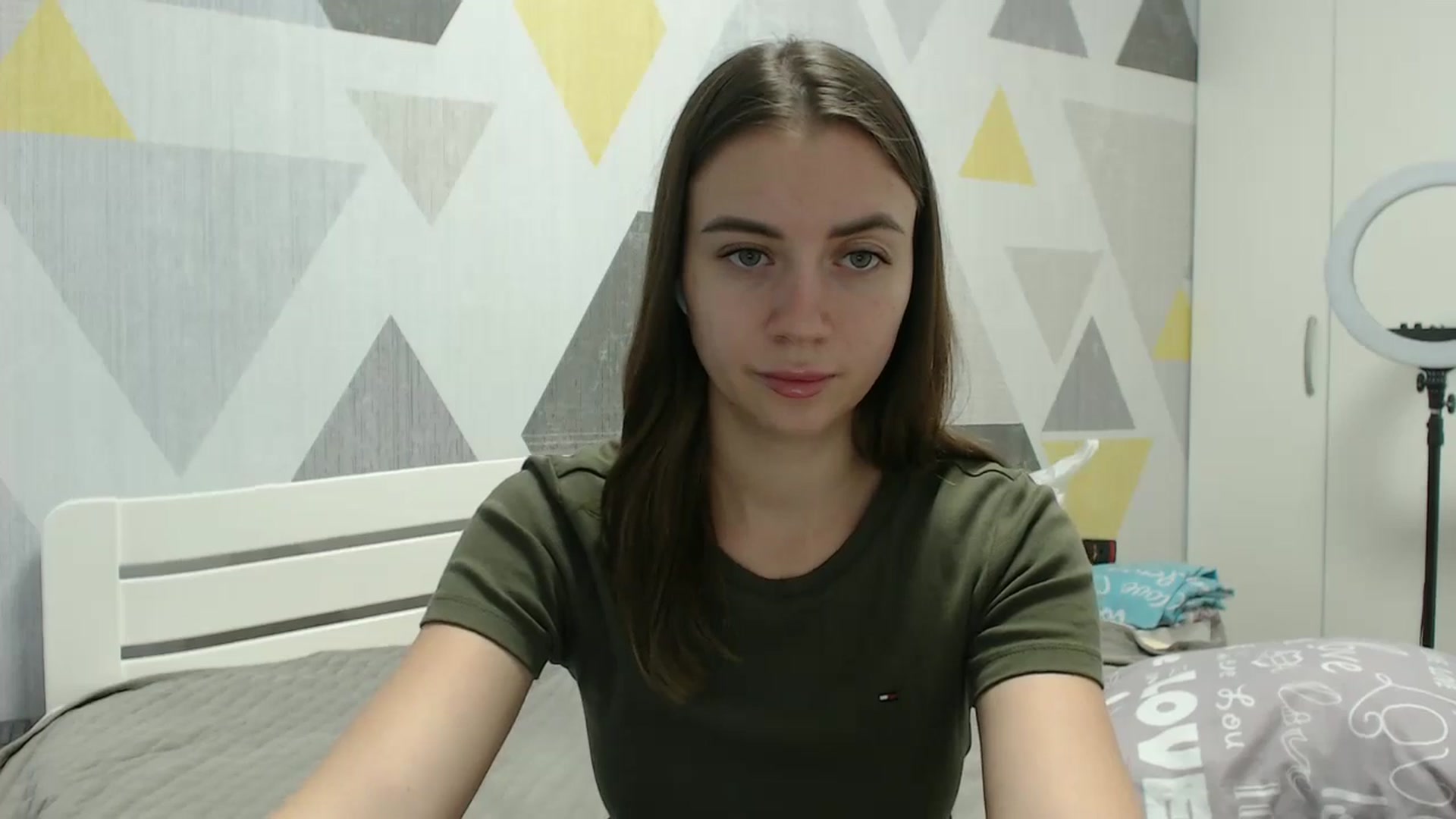 Gallery image thumbnail from Sulfate0's myfreecams stream on, 12/18/2025, 10:05 image 20 of 20