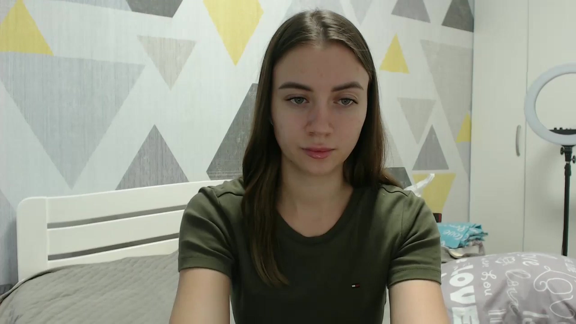 Gallery image thumbnail from Sulfate0's myfreecams stream on, 12/18/2025, 10:05 image 16 of 20