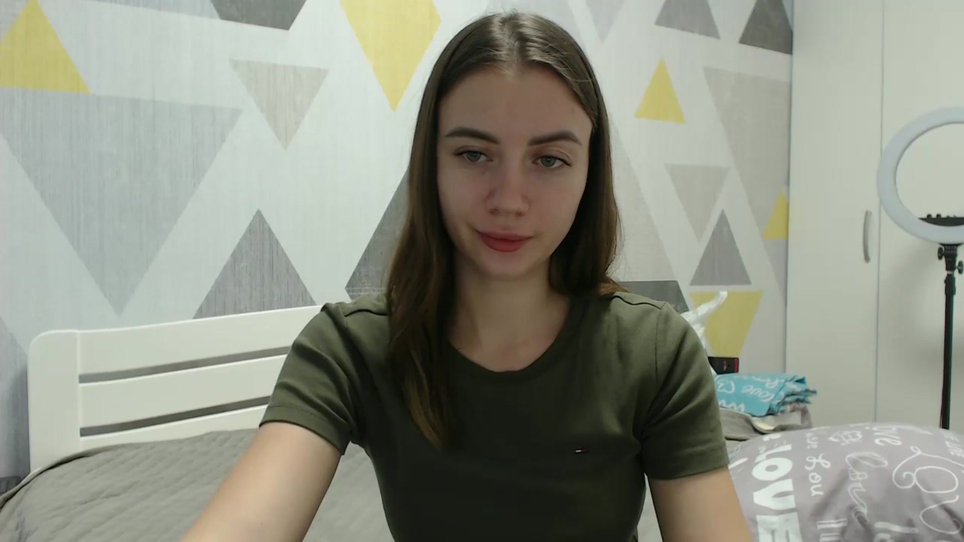 Gallery image thumbnail from Sulfate0's myfreecams stream on, 12/18/2025, 10:05 image 5 of 20