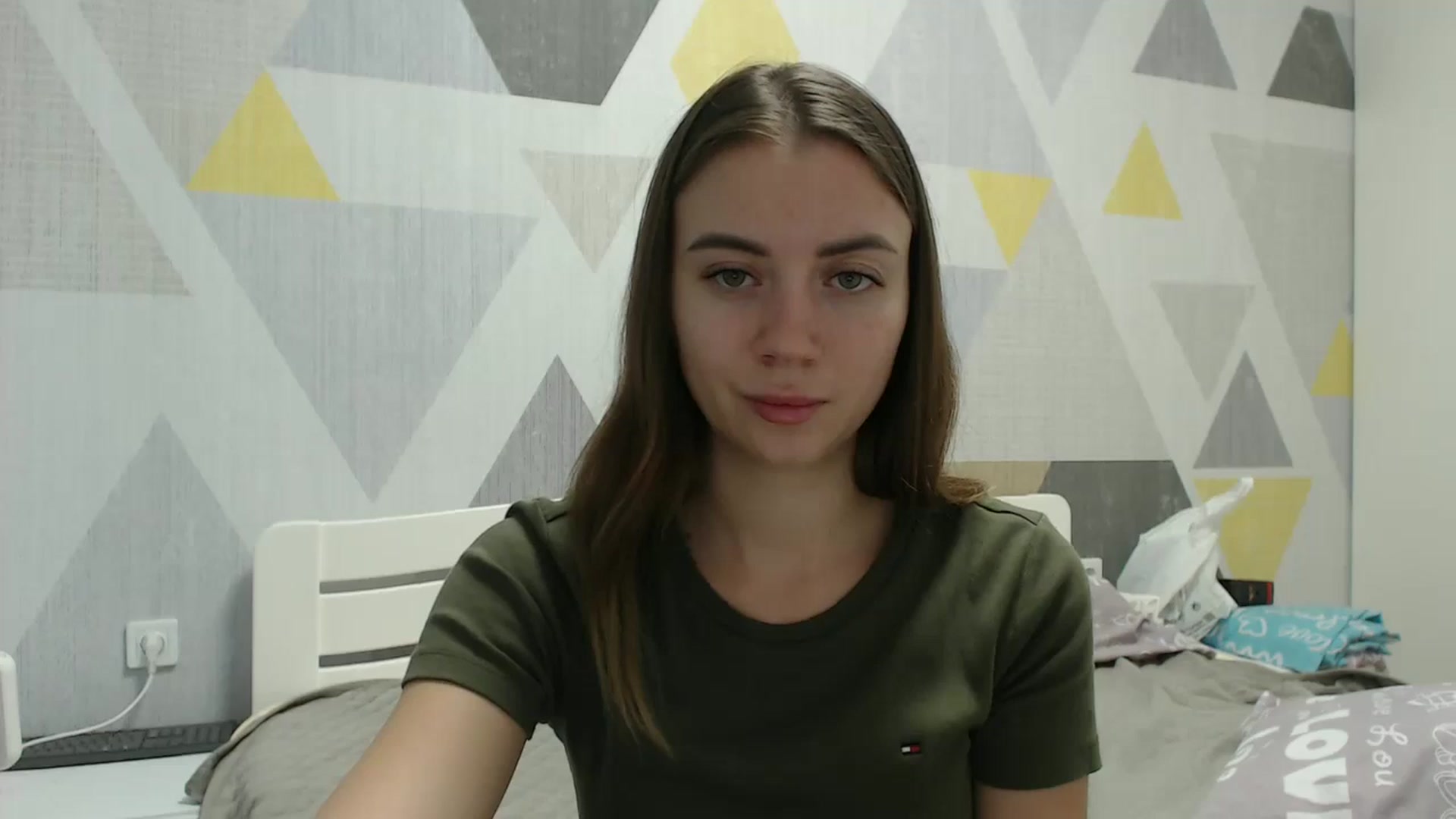 Gallery image thumbnail from Sulfate0's myfreecams stream on, 12/18/2025, 10:59 image 9 of 20