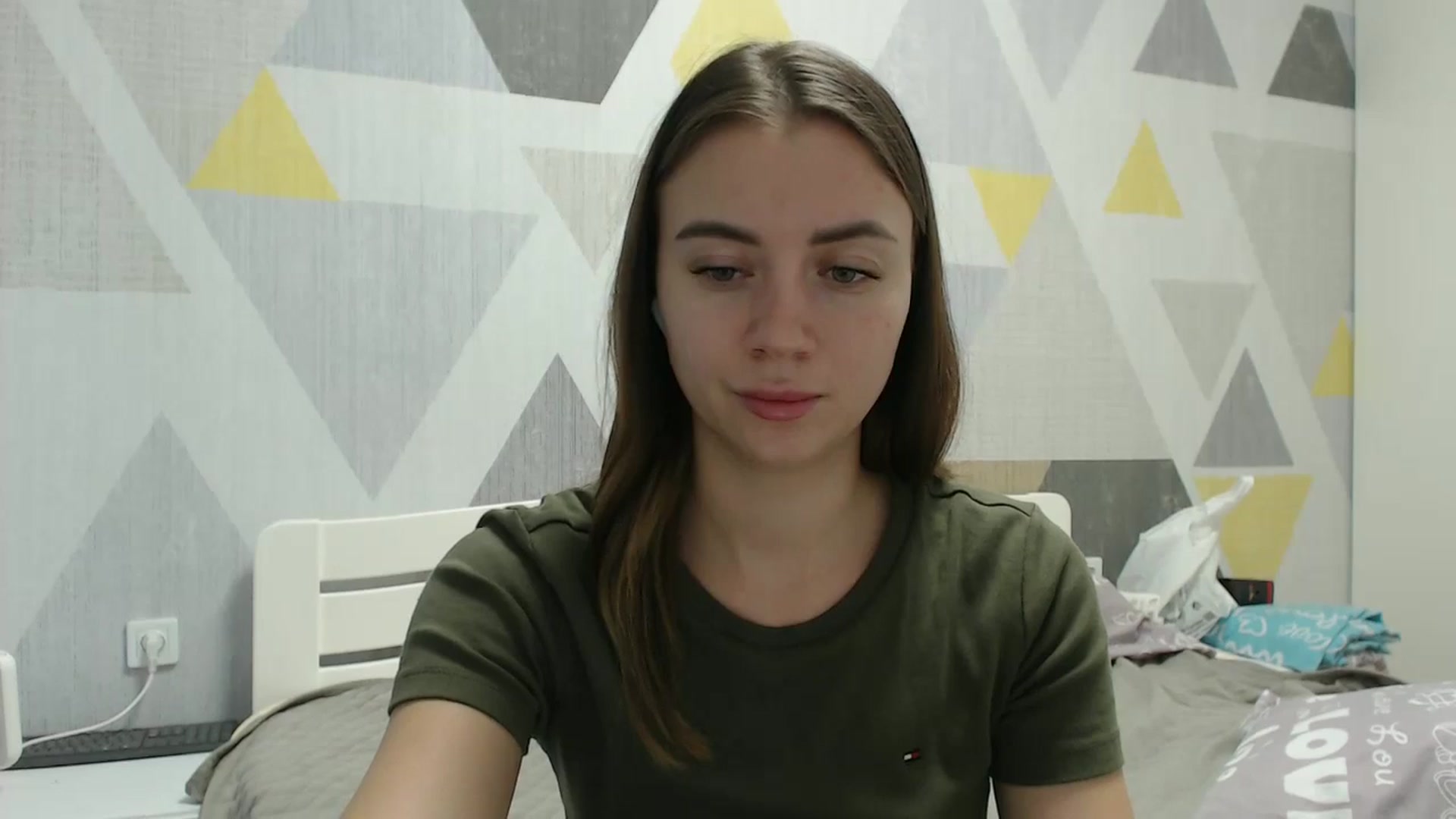 Gallery image thumbnail from Sulfate0's myfreecams stream on, 12/18/2025, 10:59 image 18 of 20