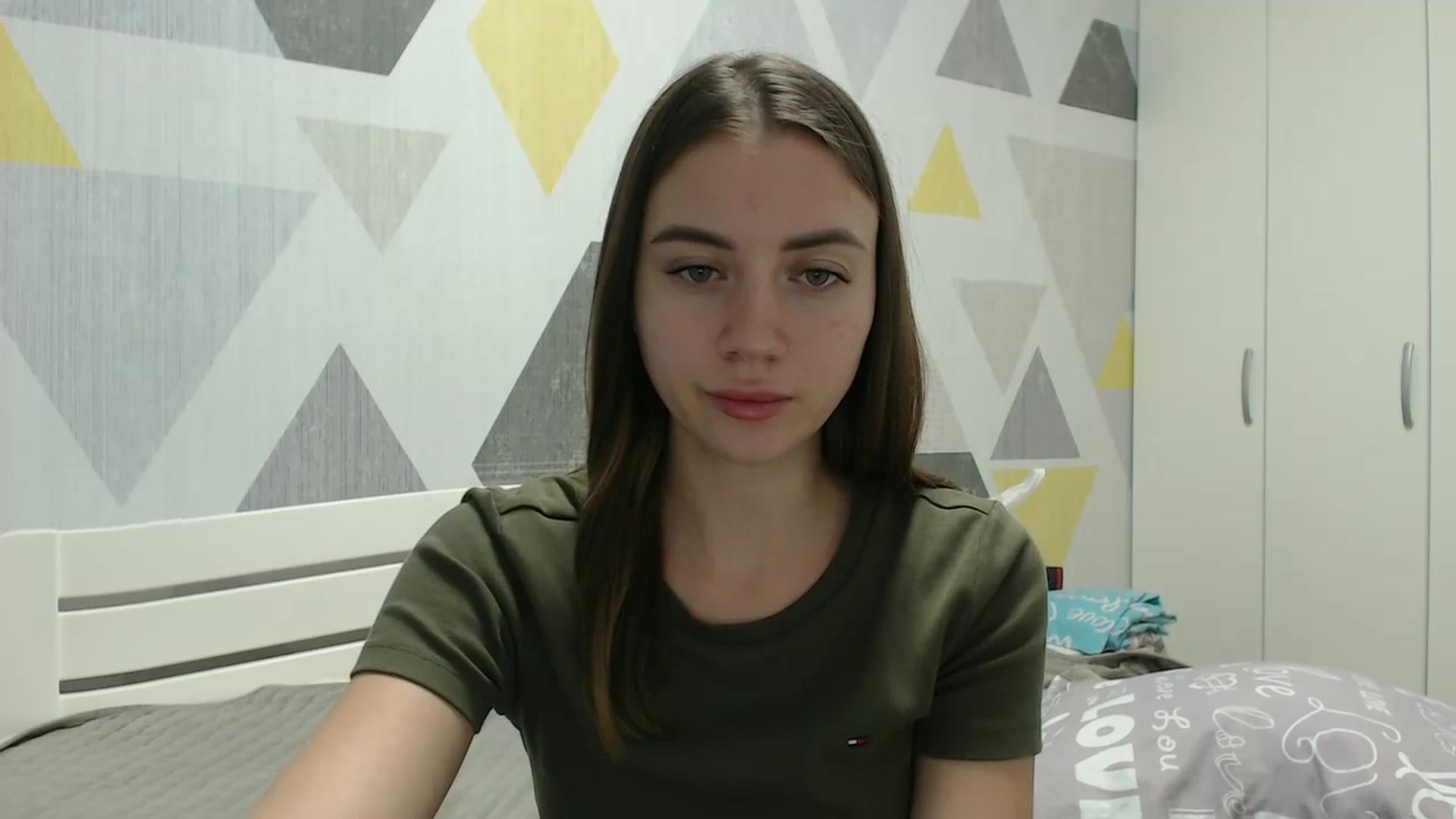 Gallery image thumbnail from Sulfate0's myfreecams stream on, 12/18/2025, 11:57 image 2 of 20