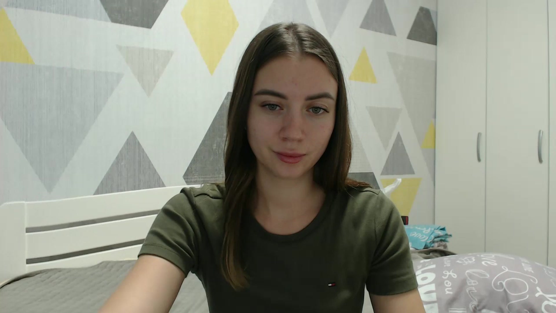 Gallery image thumbnail from Sulfate0's myfreecams stream on, 12/18/2025, 11:57 image 13 of 20