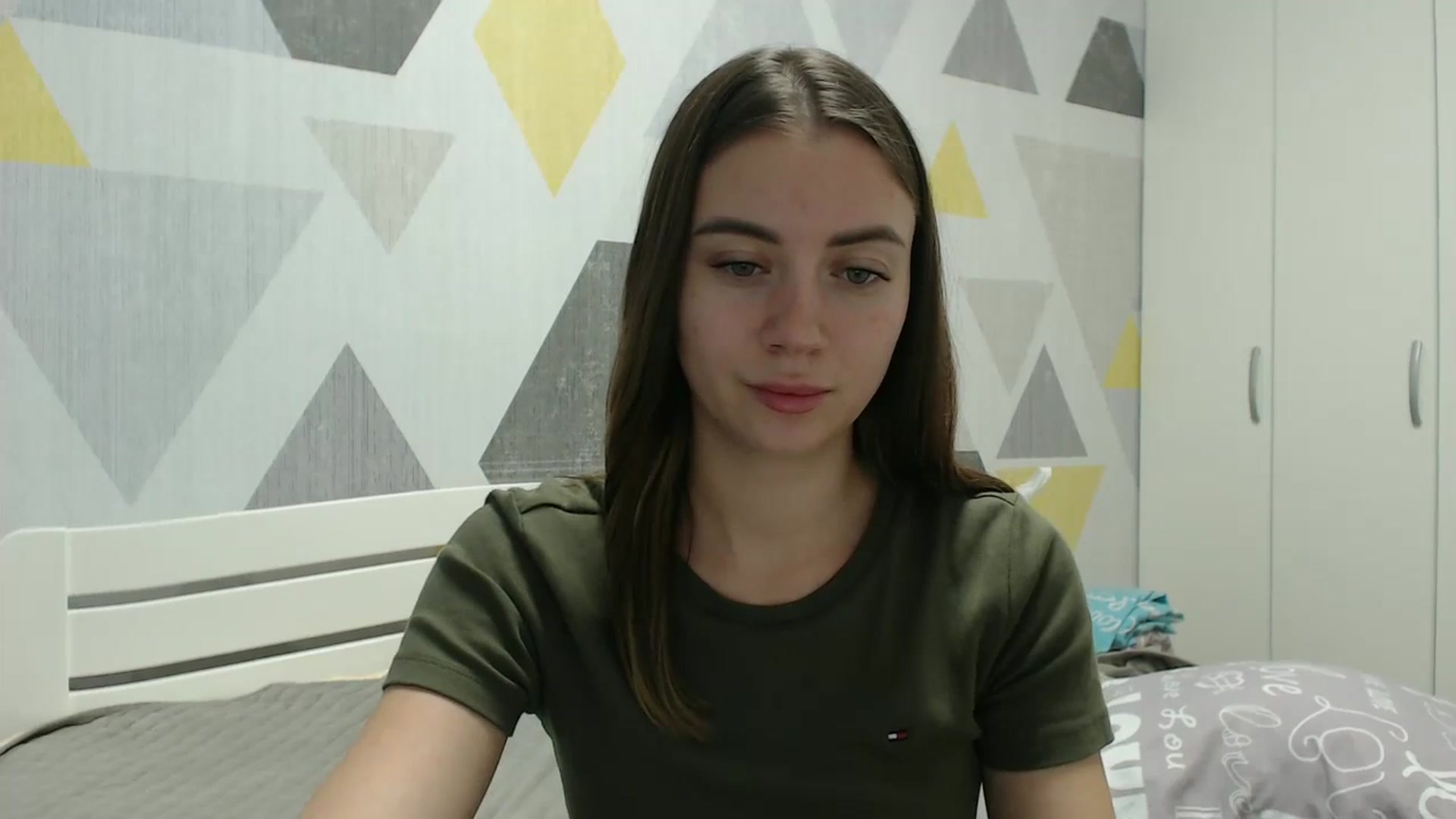 Gallery image thumbnail from Sulfate0's myfreecams stream on, 12/18/2025, 11:57 image 19 of 20