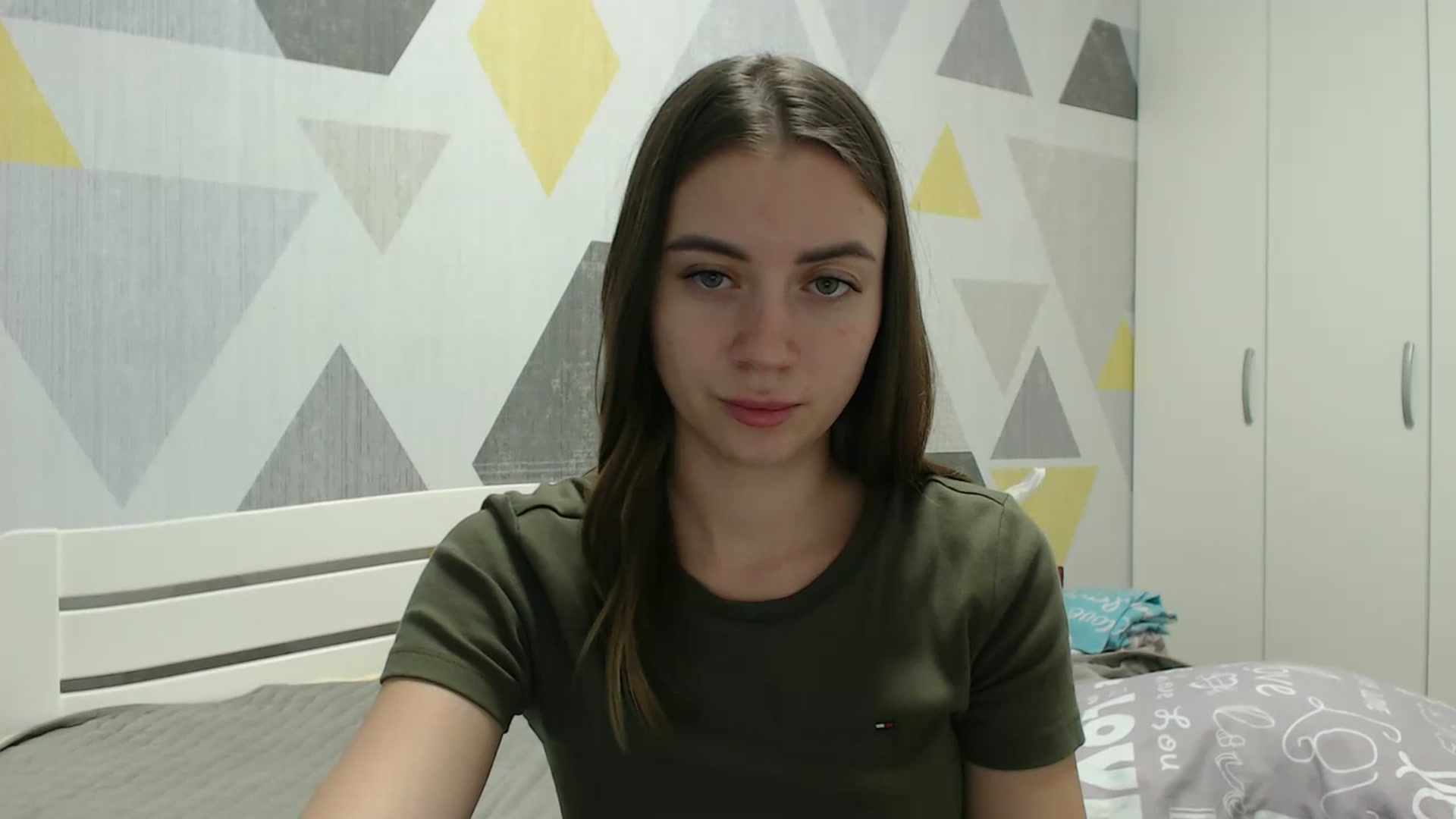 Gallery image thumbnail from Sulfate0's myfreecams stream on, 12/18/2025, 11:57 image 6 of 20