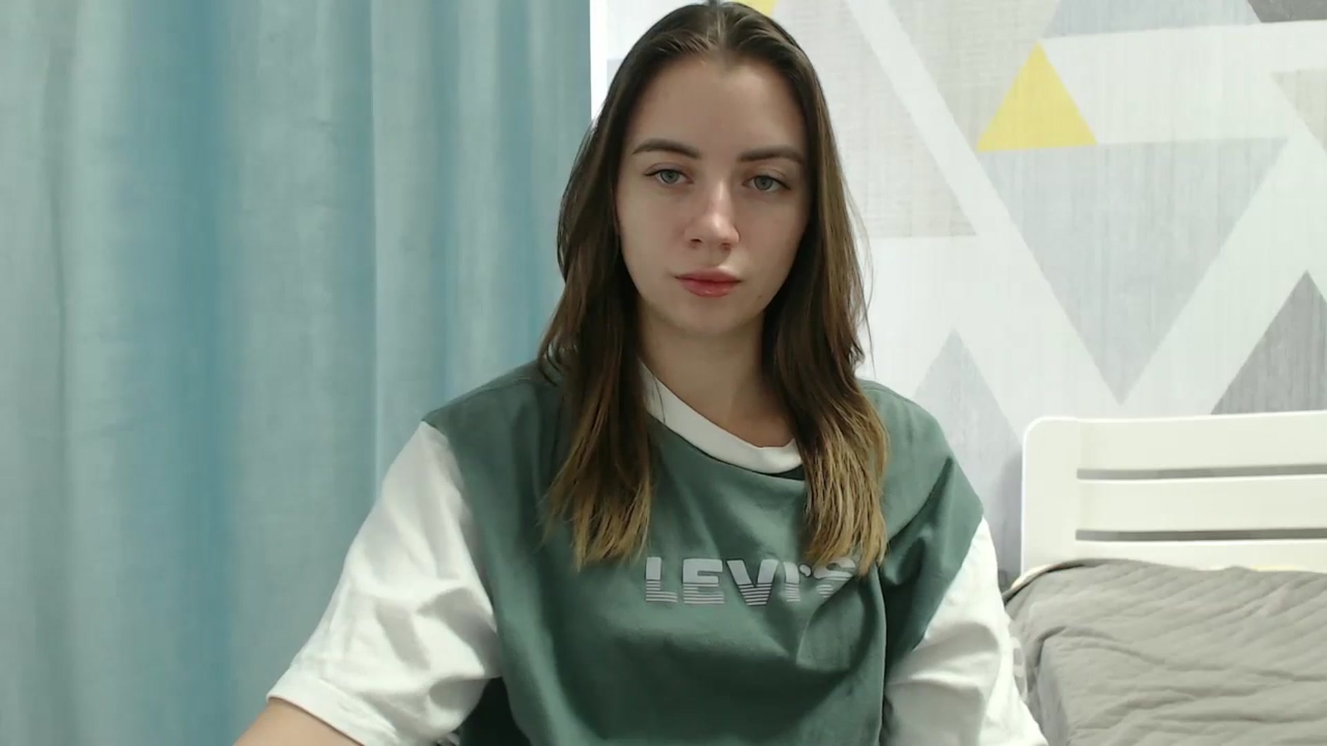 Gallery image thumbnail from Sulfate0's myfreecams stream on, 12/19/2025, 11:05 image 4 of 20