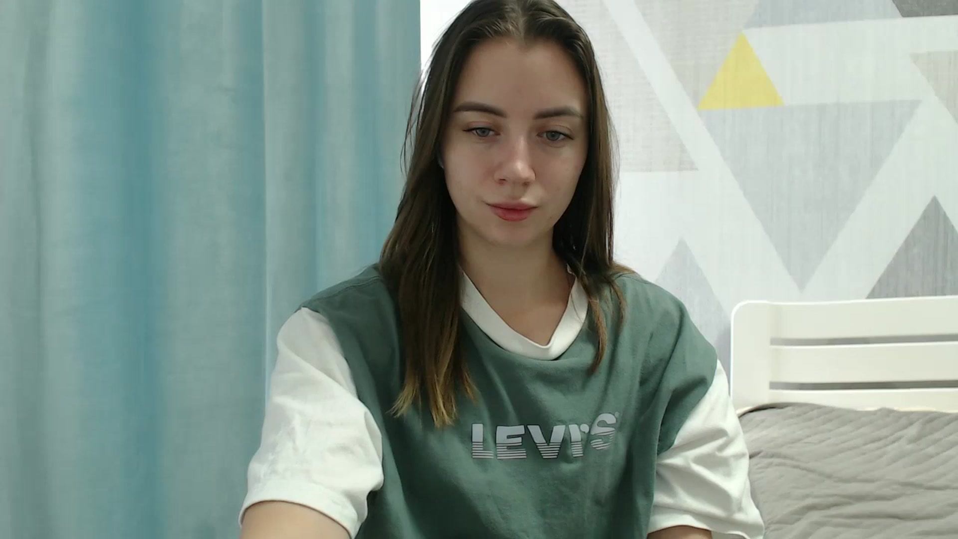 Gallery image thumbnail from Sulfate0's myfreecams stream on, 12/19/2025, 11:05 image 10 of 20
