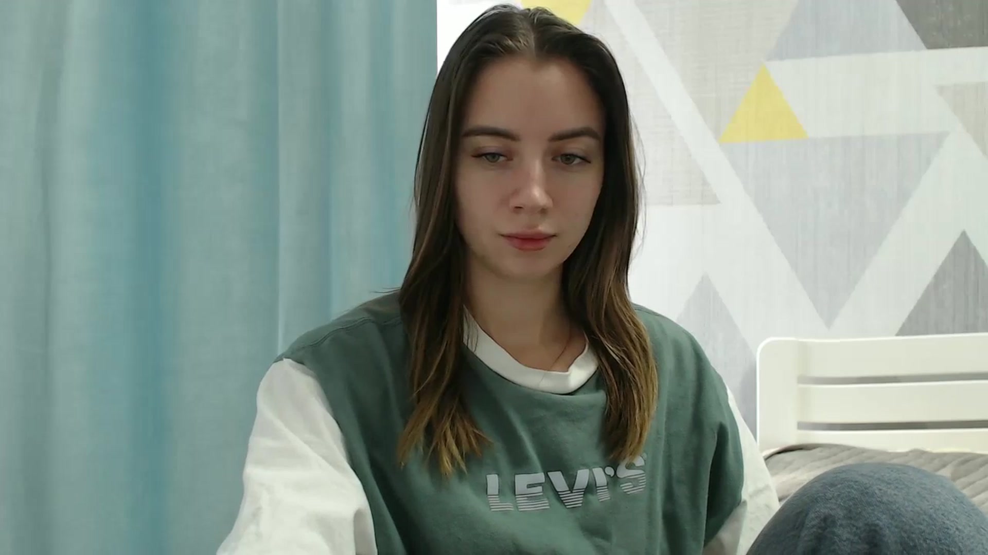 Gallery image thumbnail from Sulfate0's myfreecams stream on, 12/19/2025, 11:05 image 13 of 20