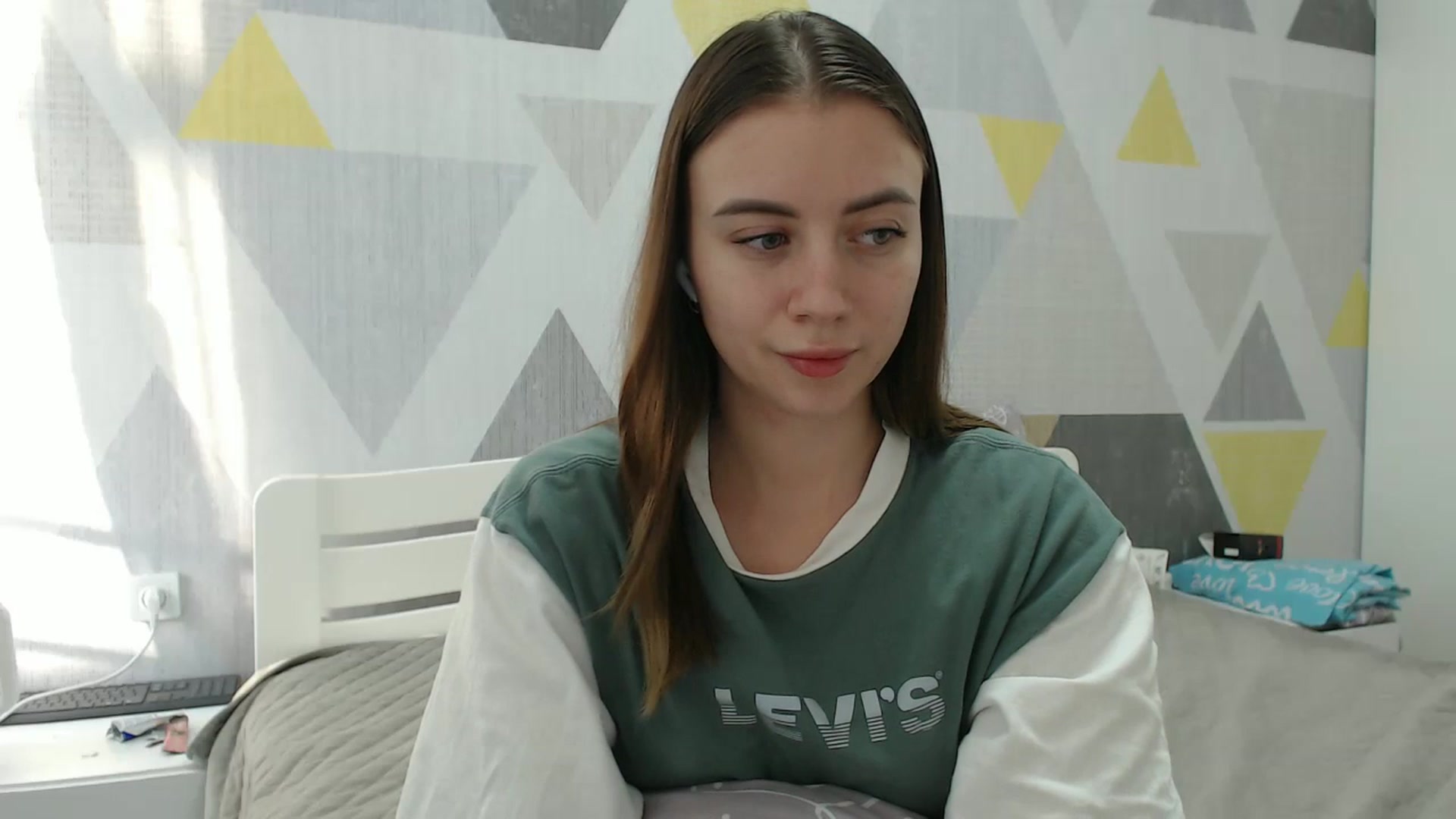 Gallery image thumbnail from Sulfate0's myfreecams stream on, 12/19/2025, 12:49 image 6 of 20