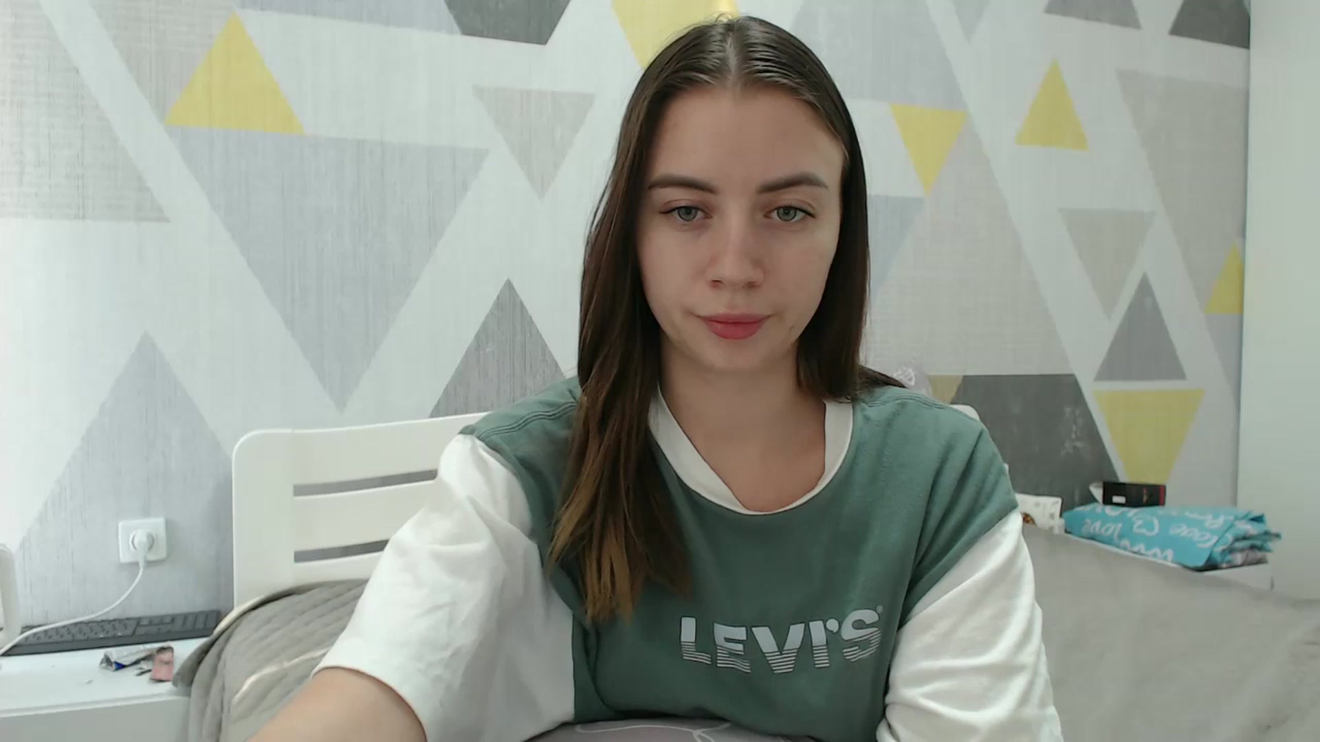 Gallery image thumbnail from Sulfate0's myfreecams stream on, 12/19/2025, 12:49 image 15 of 20