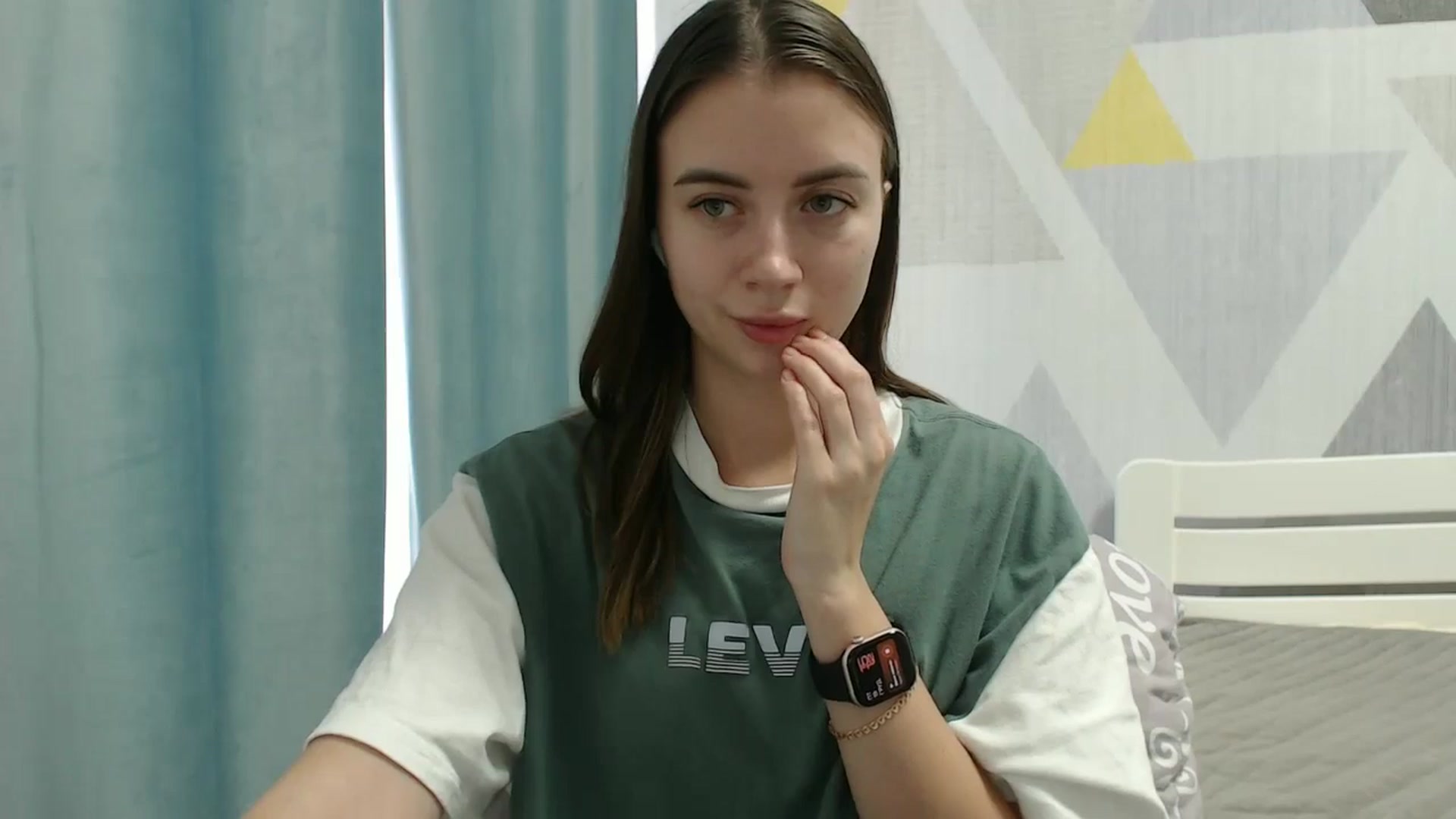 Gallery image thumbnail from Sulfate0's myfreecams stream on, 12/19/2025, 13:23 image 9 of 20