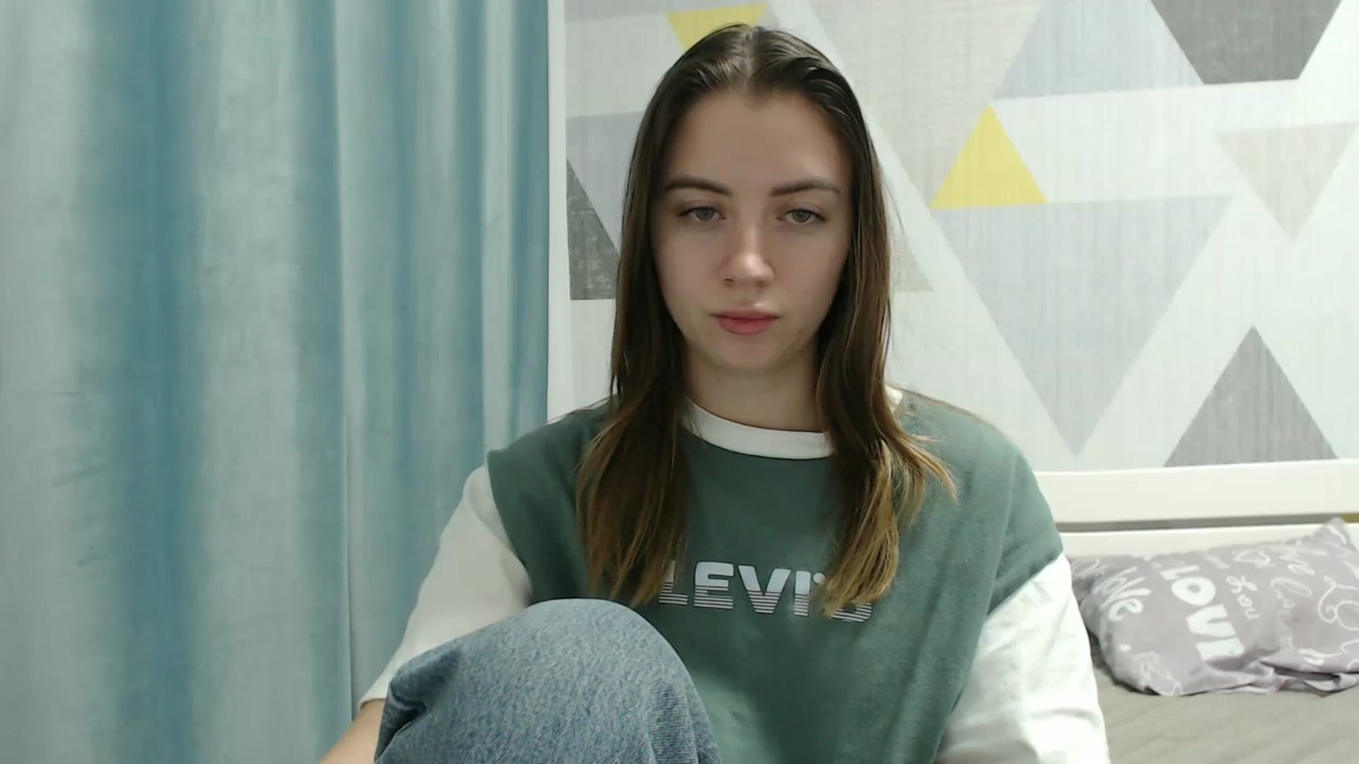 Gallery image thumbnail from Sulfate0's myfreecams stream on, 12/19/2025, 14:29 image 19 of 20