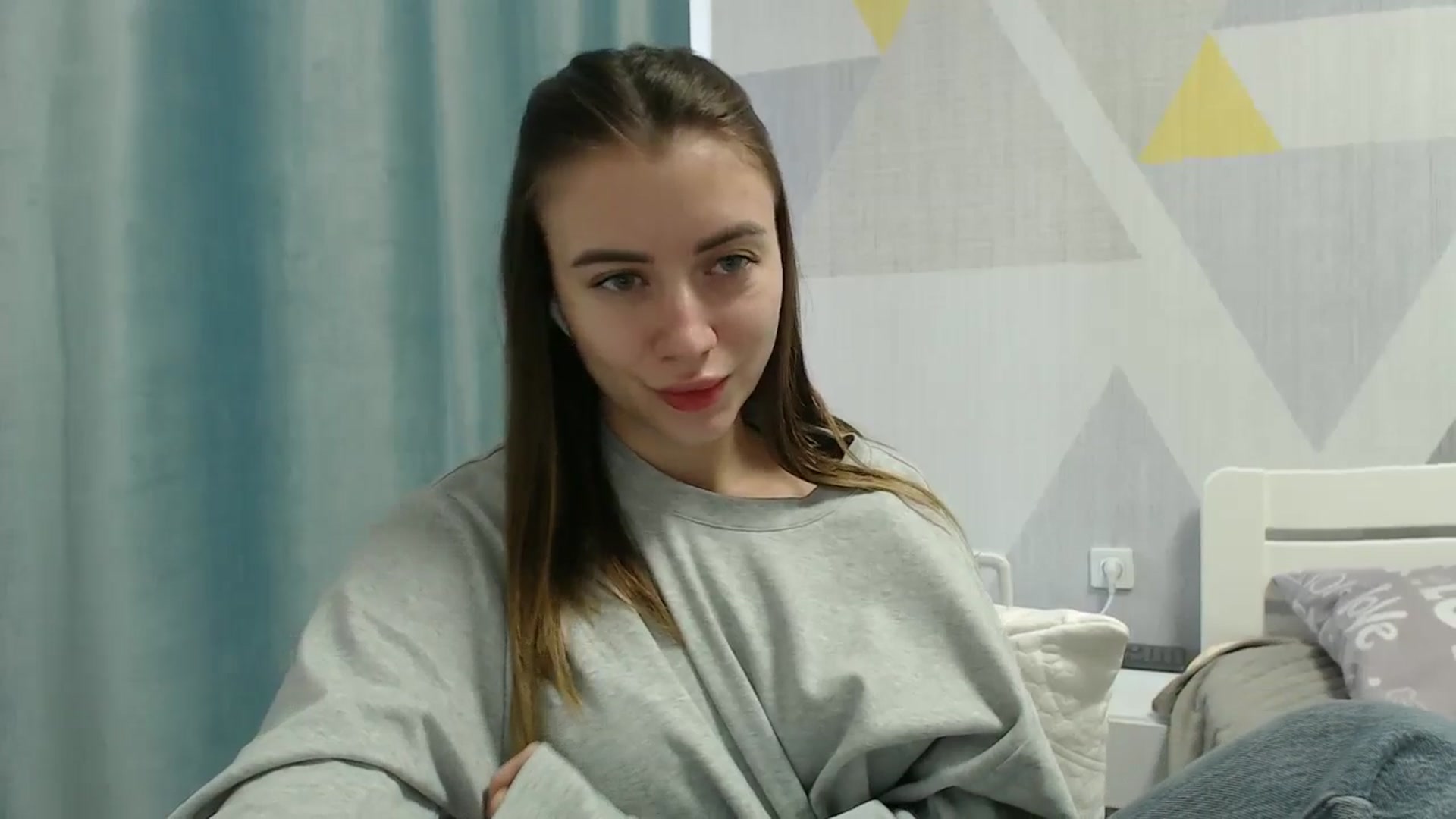 Gallery image thumbnail from Sulfate0's myfreecams stream on, 12/20/2025, 10:19 image 2 of 20
