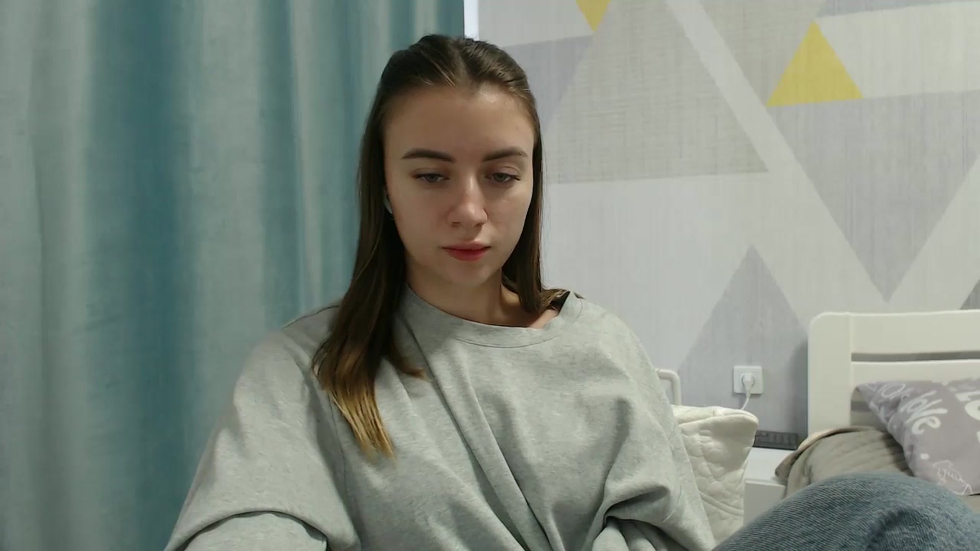 Gallery image thumbnail from Sulfate0's myfreecams stream on, 12/20/2025, 10:19 image 7 of 20