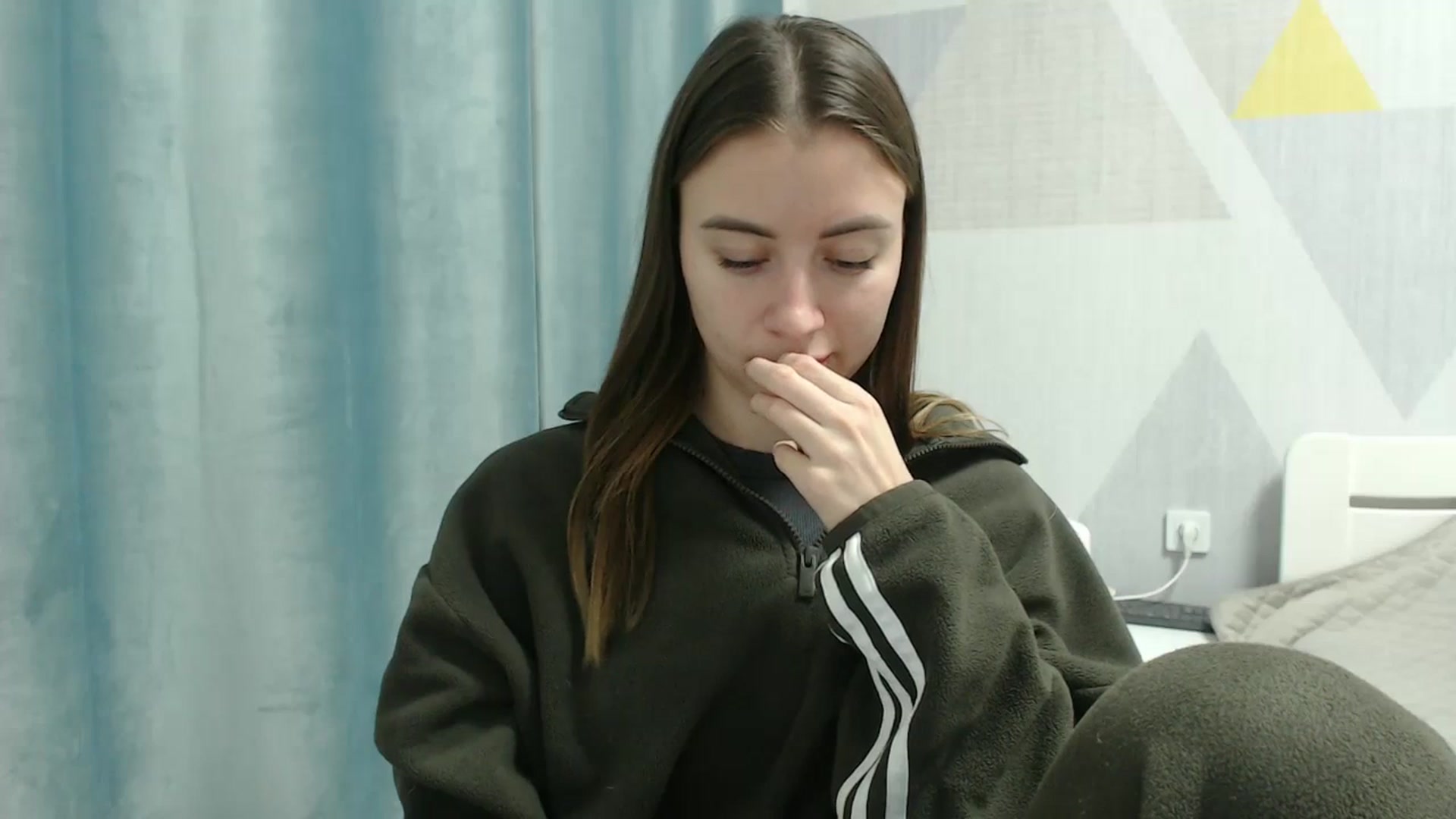 Gallery image thumbnail from Sulfate0's myfreecams stream on, 12/22/2025, 14:33 image 20 of 20