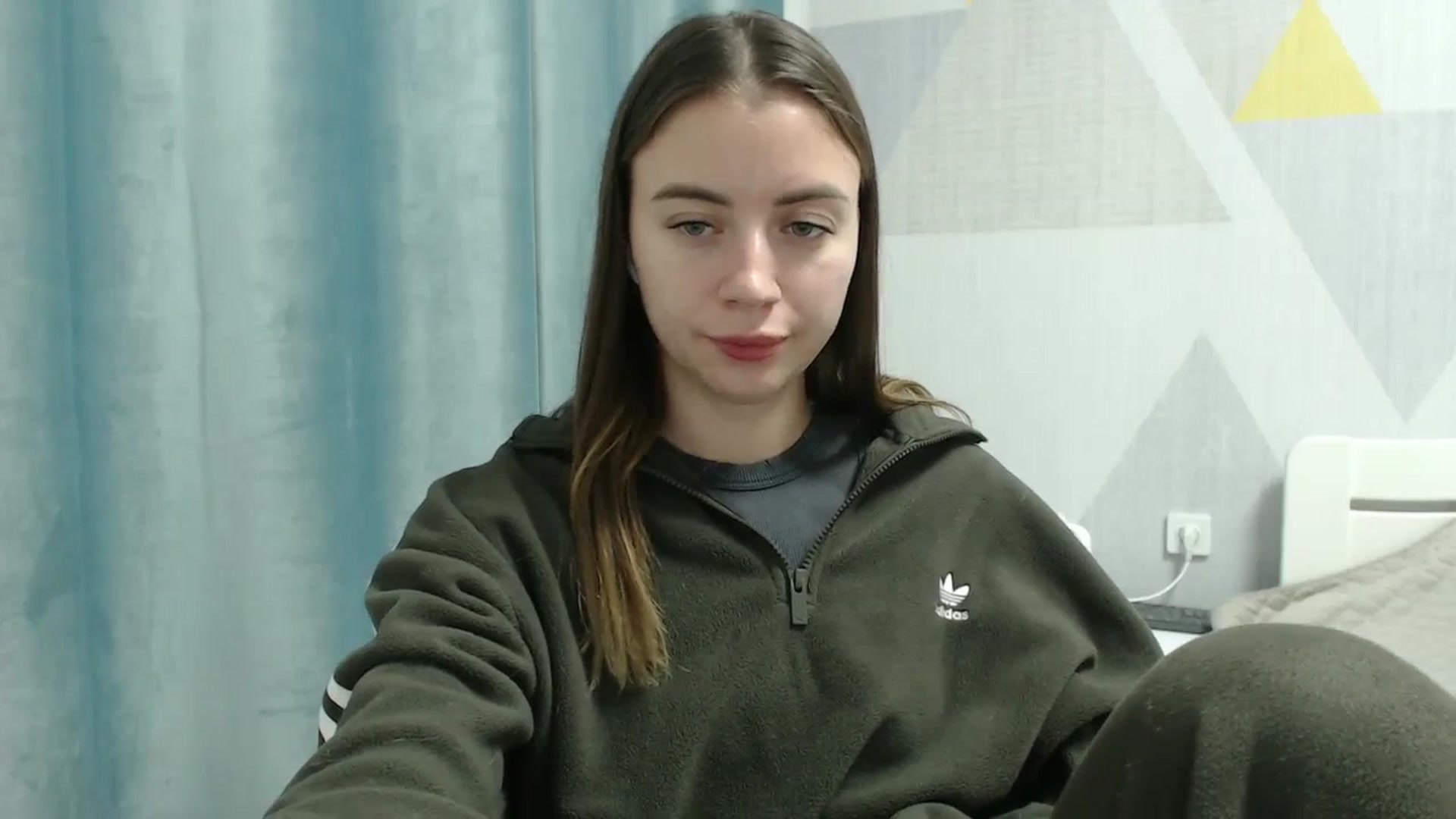 Gallery image thumbnail from Sulfate0's myfreecams stream on, 12/22/2025, 14:33 image 18 of 20