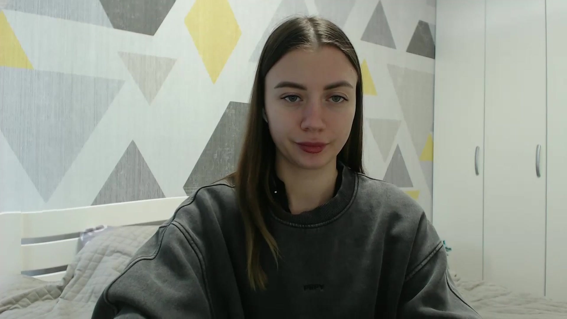 Gallery image thumbnail from Sulfate0's myfreecams stream on, 12/28/2025, 08:55 image 7 of 20