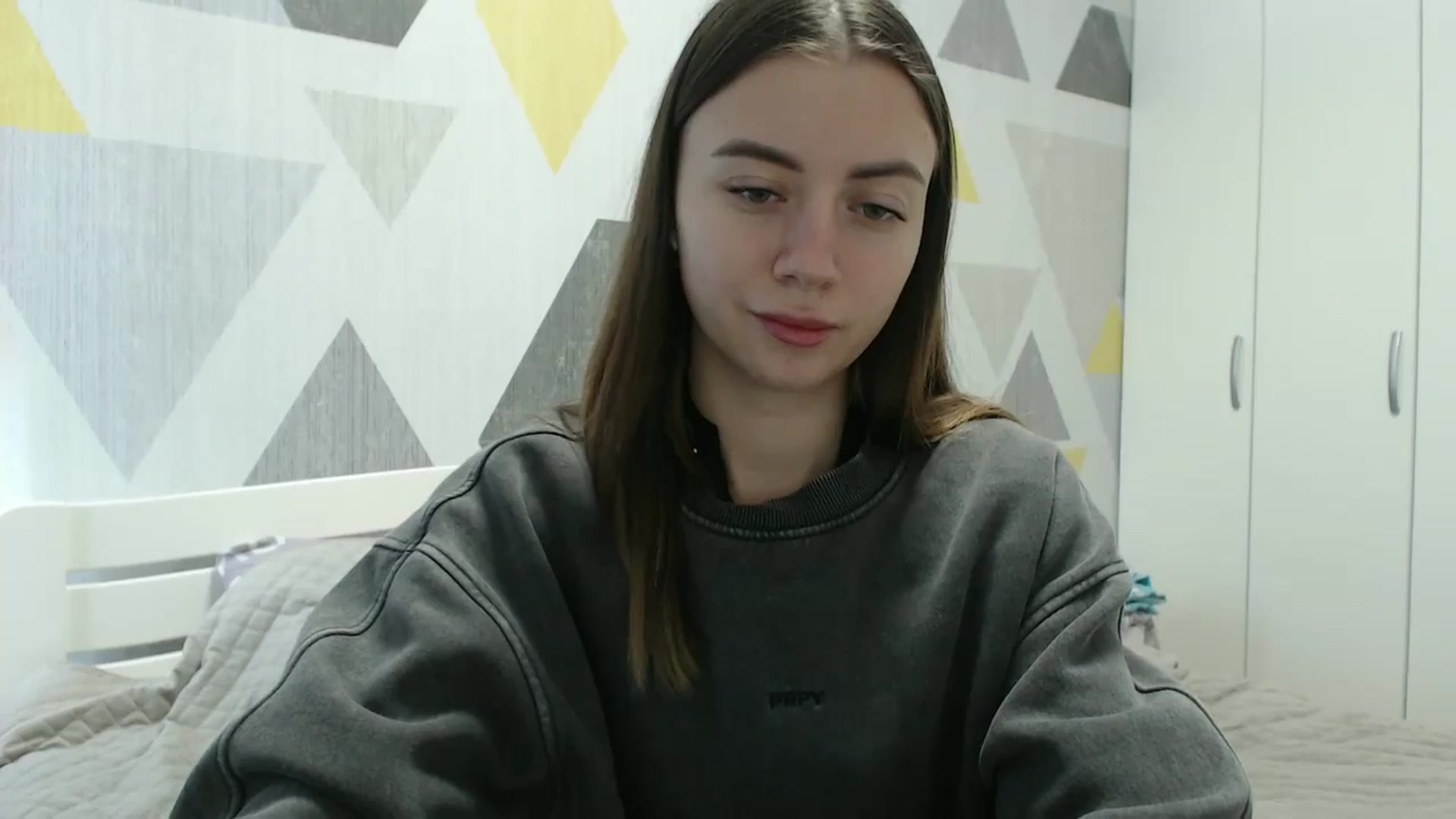 Gallery image thumbnail from Sulfate0's myfreecams stream on, 12/28/2025, 08:55 image 17 of 20