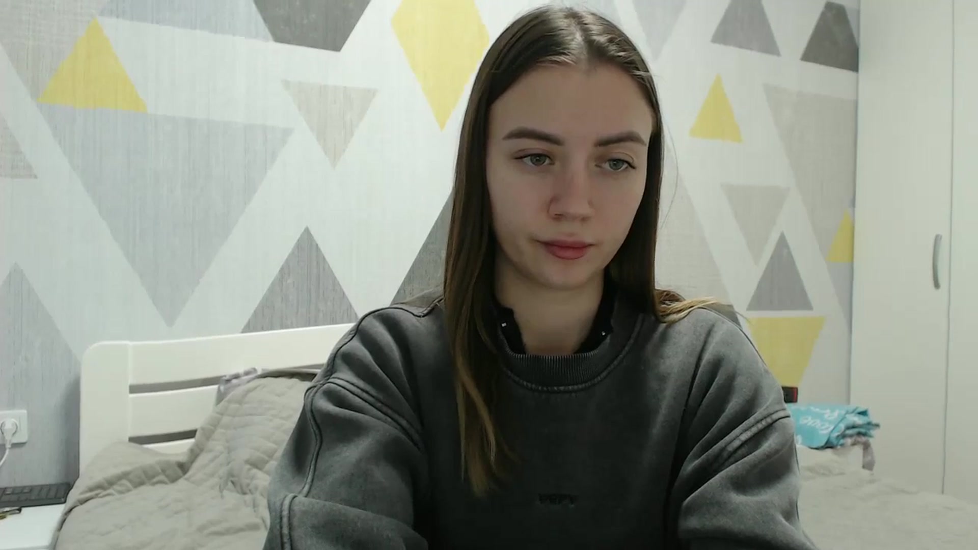 Gallery image thumbnail from Sulfate0's myfreecams stream on, 12/28/2025, 12:06 image 17 of 20
