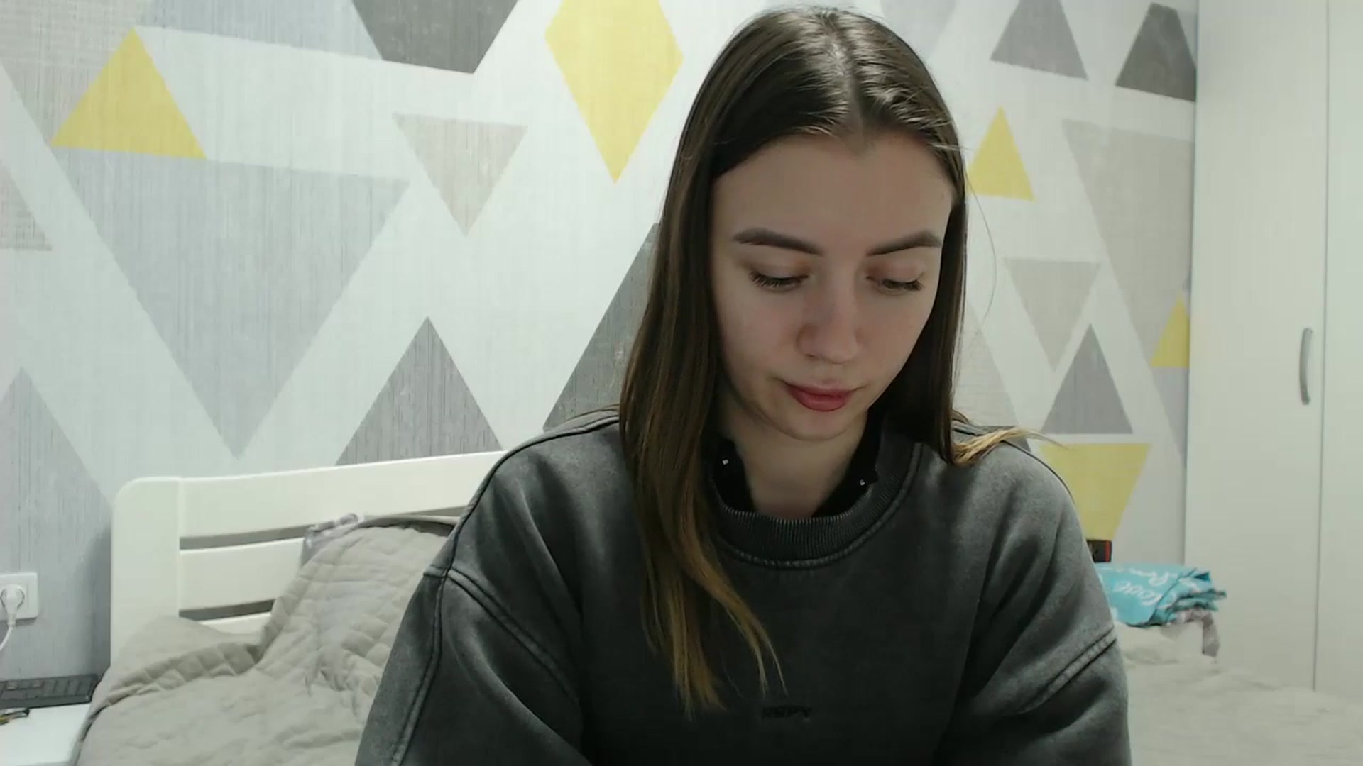 Gallery image thumbnail from Sulfate0's myfreecams stream on, 12/28/2025, 12:06 image 12 of 20