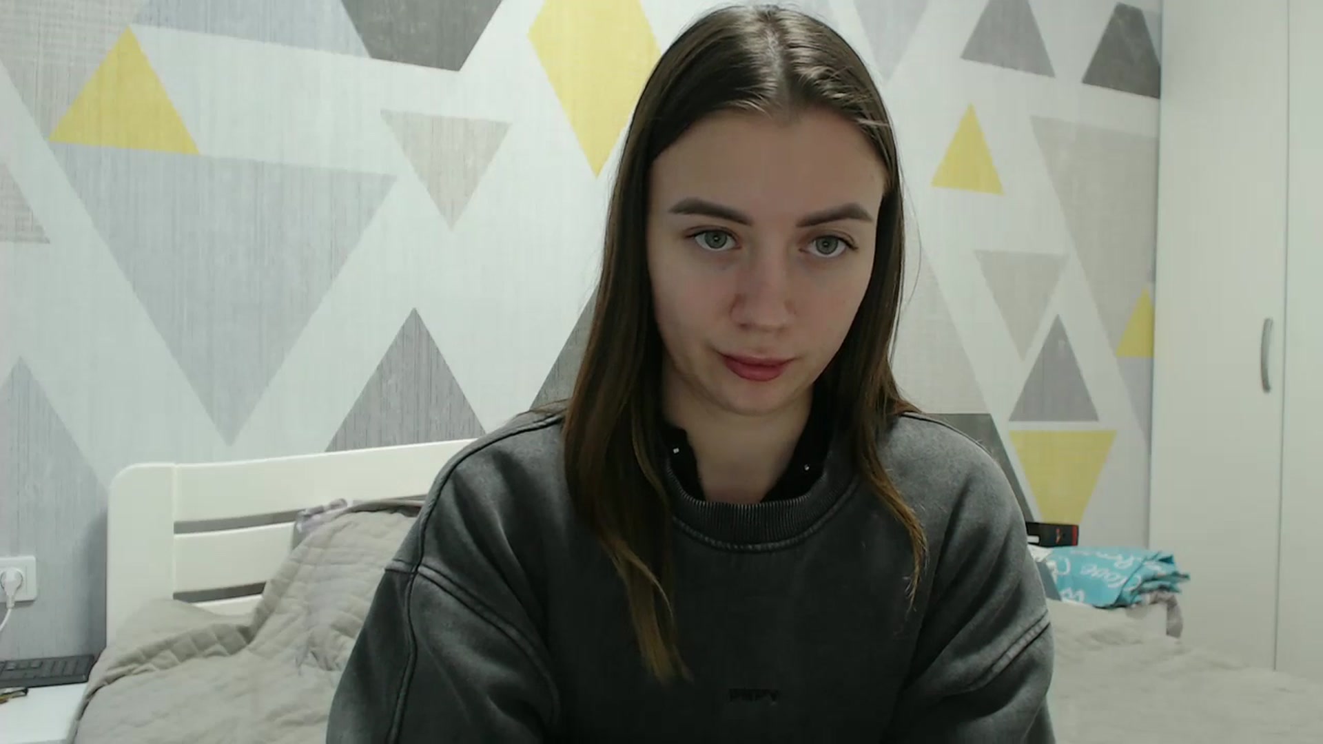 Gallery image thumbnail from Sulfate0's myfreecams stream on, 12/28/2025, 12:06 image 13 of 20