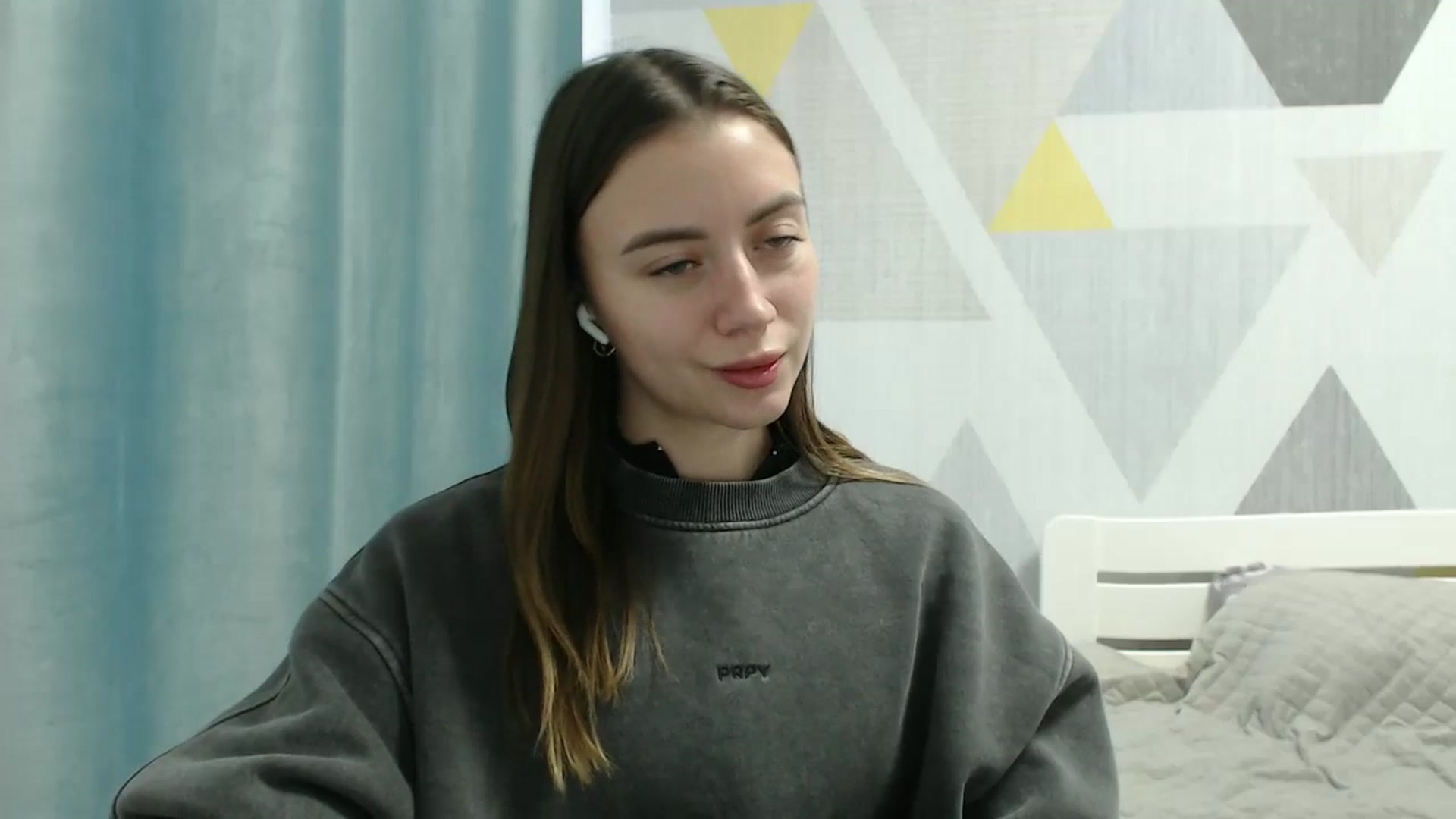 Gallery image thumbnail from Sulfate0's myfreecams stream on, 12/28/2025, 12:06 image 6 of 20