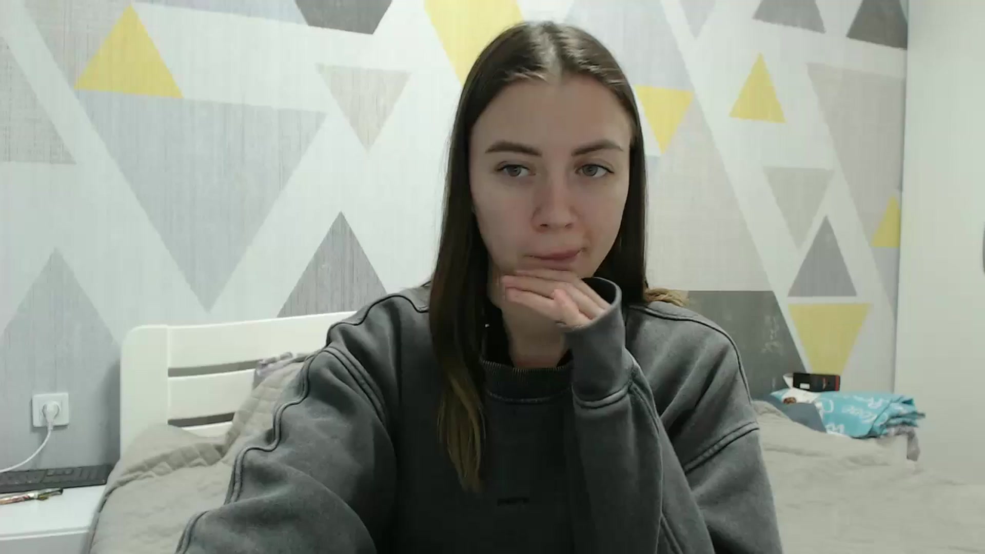 Gallery image thumbnail from Sulfate0's myfreecams stream on, 12/28/2025, 13:25 image 9 of 20