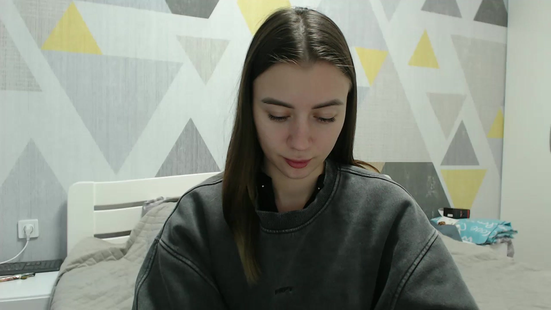 Gallery image thumbnail from Sulfate0's myfreecams stream on, 12/28/2025, 13:25 image 5 of 20