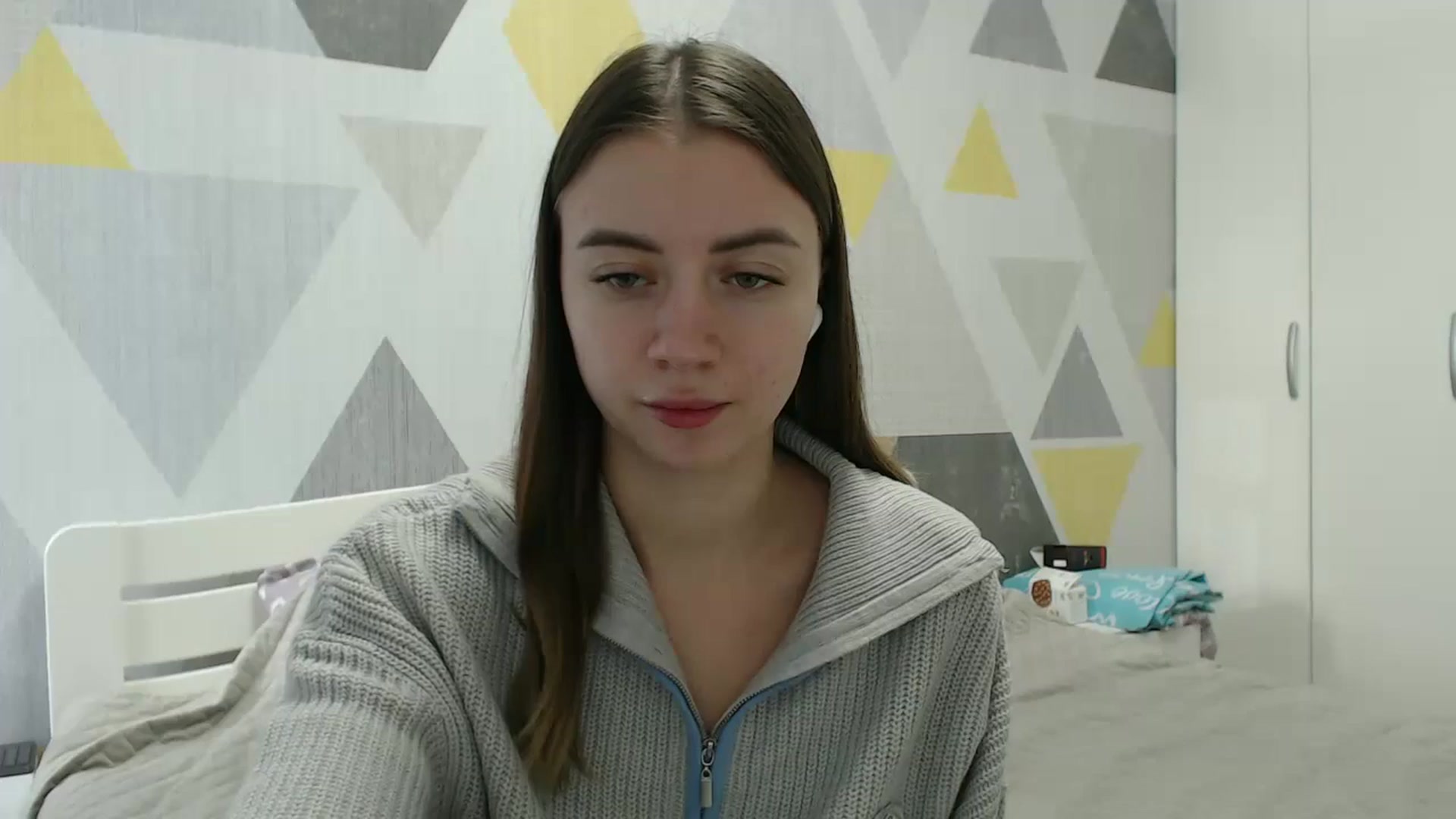 Gallery image thumbnail from Sulfate0's myfreecams stream on, 12/29/2025, 10:31 image 14 of 20