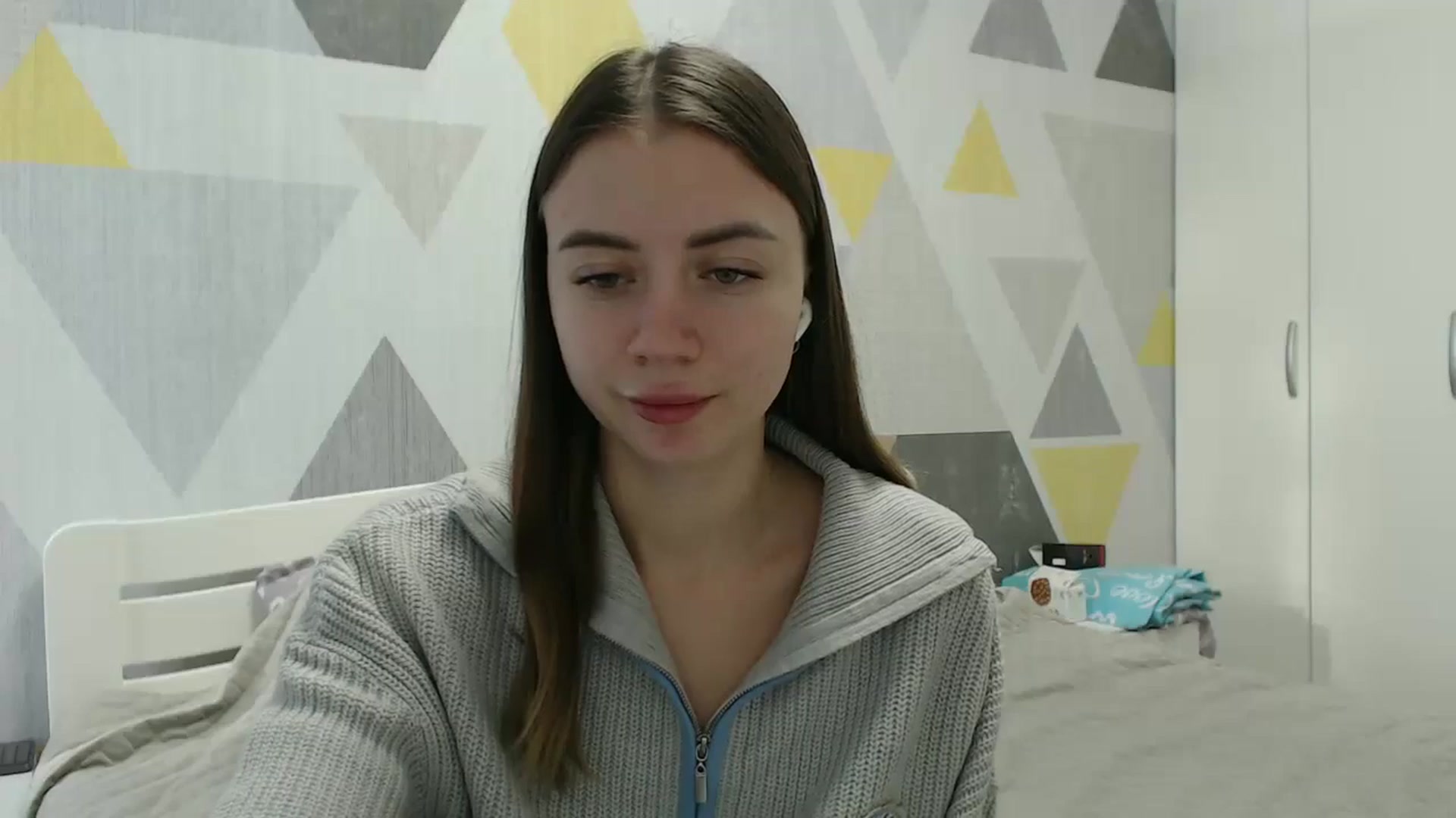 Gallery image thumbnail from Sulfate0's myfreecams stream on, 12/29/2025, 10:31 image 15 of 20