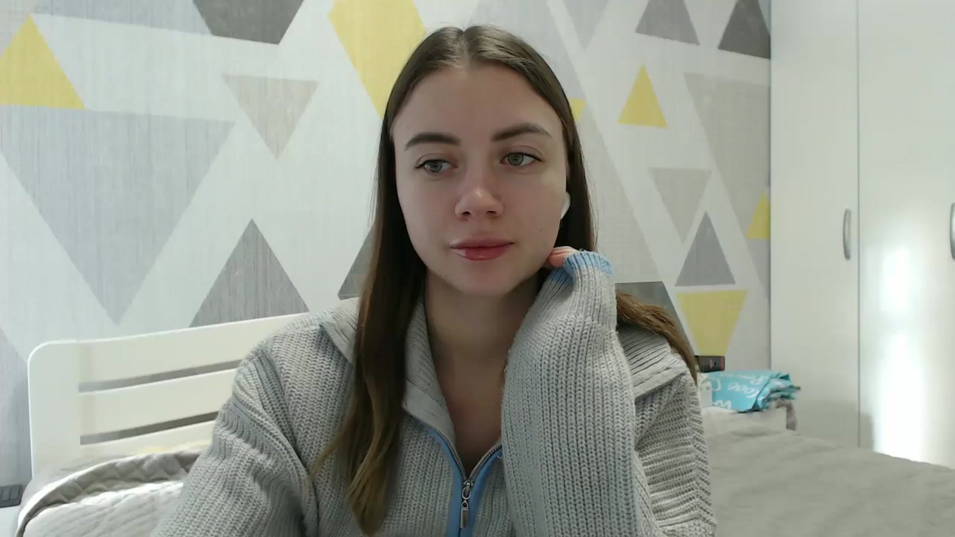 Gallery image thumbnail from Sulfate0's myfreecams stream on, 12/29/2025, 10:53 image 11 of 20