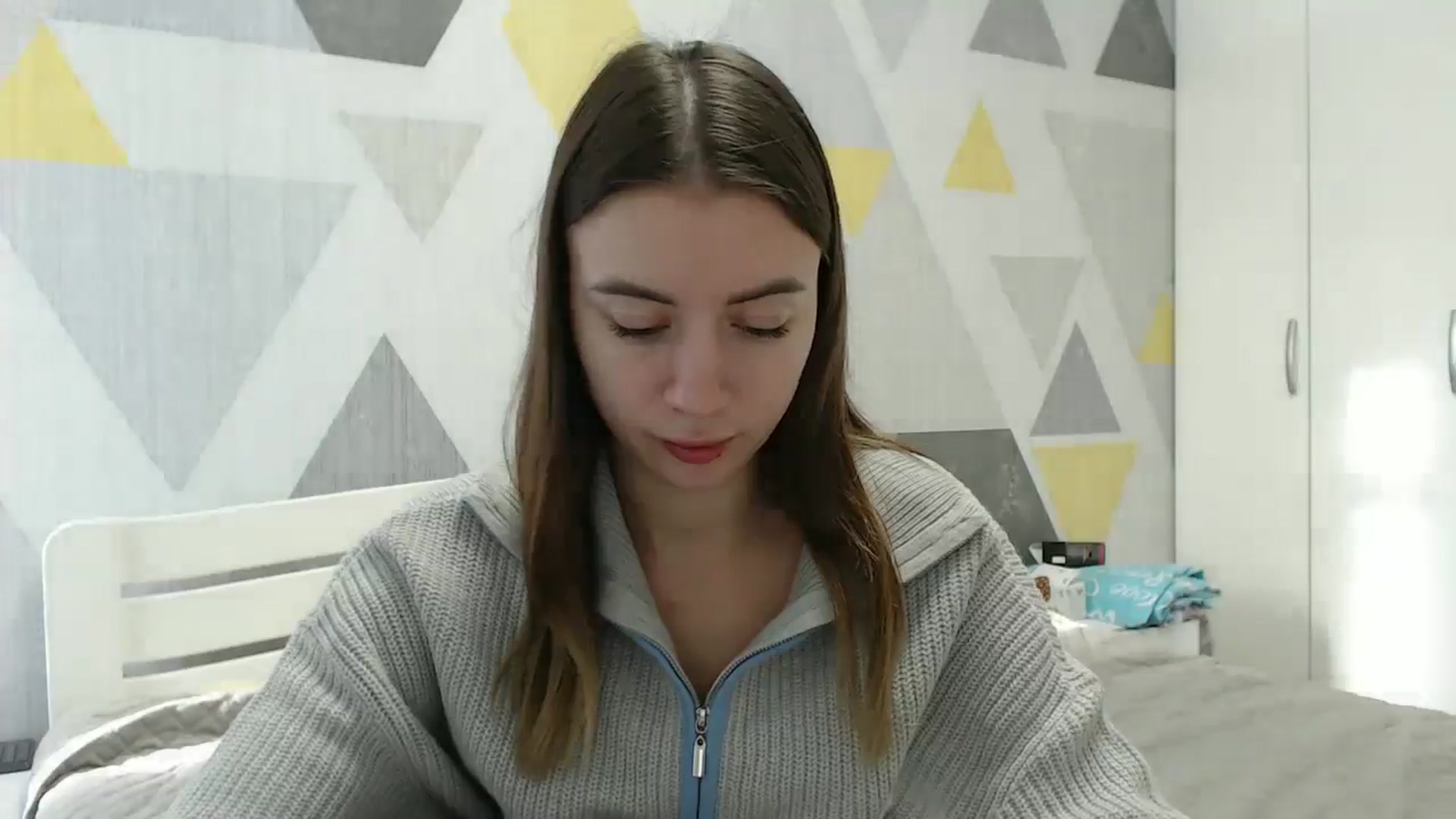 Gallery image thumbnail from Sulfate0's myfreecams stream on, 12/29/2025, 10:53 image 17 of 20