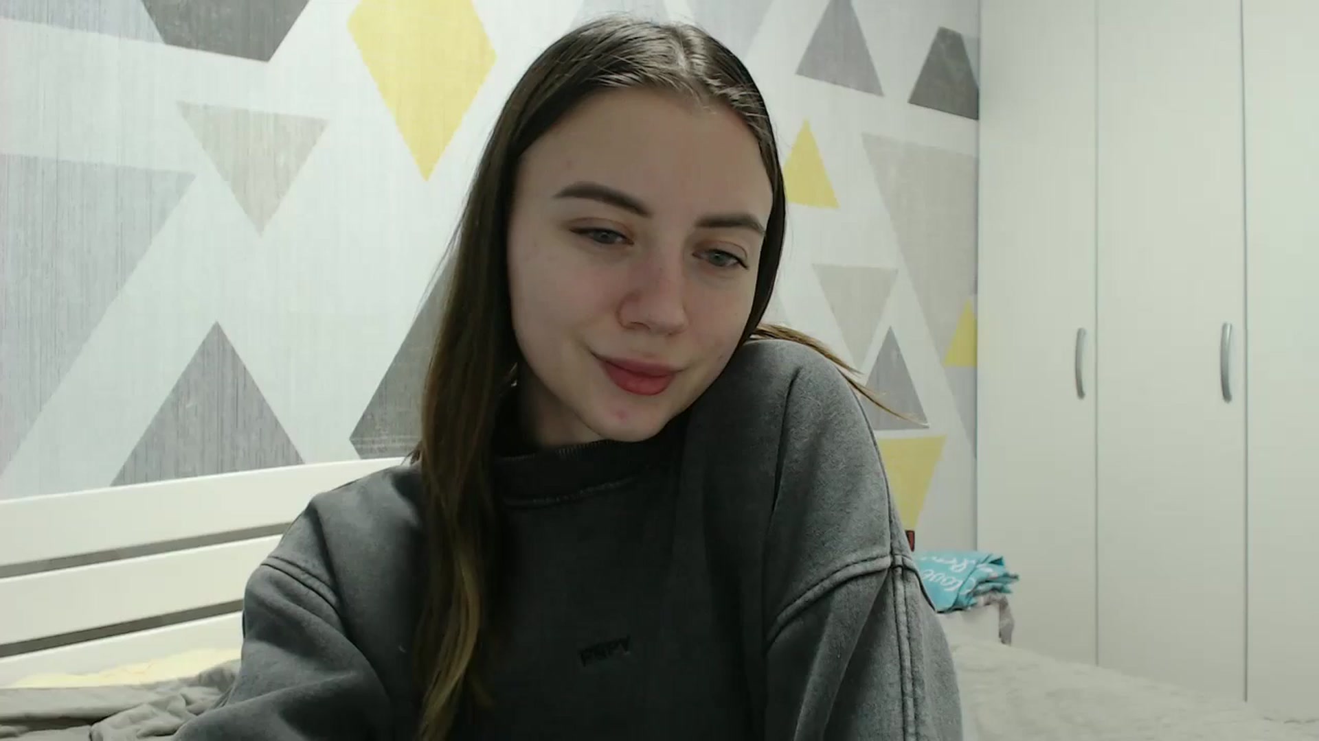 Gallery image thumbnail from Sulfate0's myfreecams stream on, 12/30/2025, 12:47 image 1 of 20
