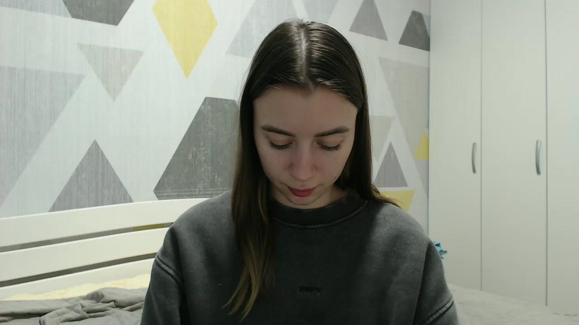 Gallery image thumbnail from Sulfate0's myfreecams stream on, 12/30/2025, 12:47 image 8 of 20