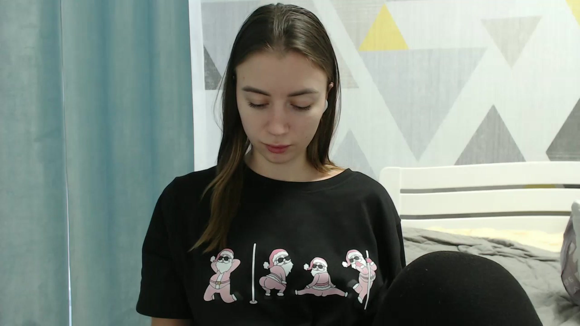 Gallery image thumbnail from Sulfate0's myfreecams stream on, 12/31/2025, 13:01 image 15 of 20