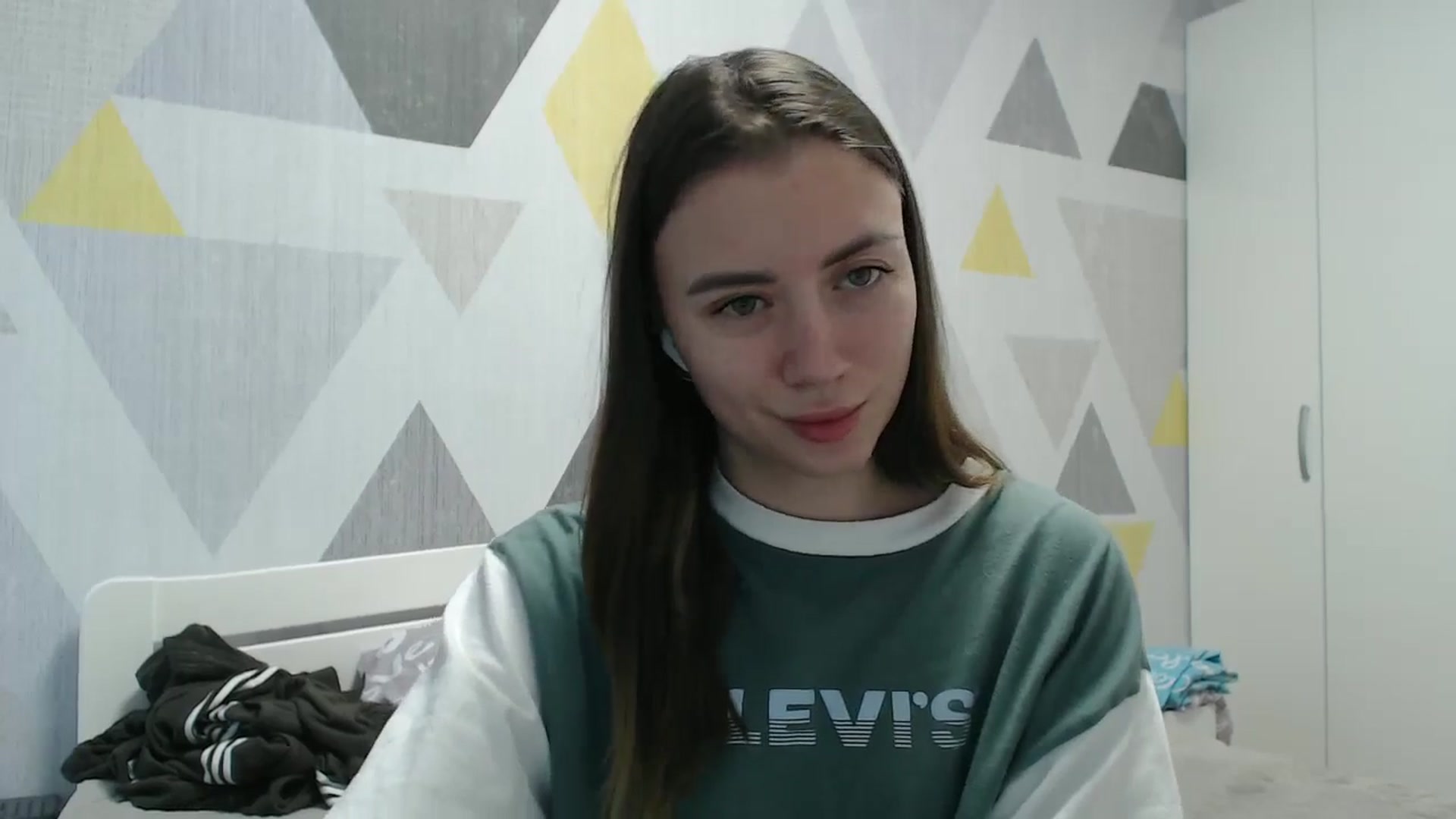Gallery image thumbnail from Sulfate0's myfreecams stream on, 01/09/2026, 11:28 image 16 of 20